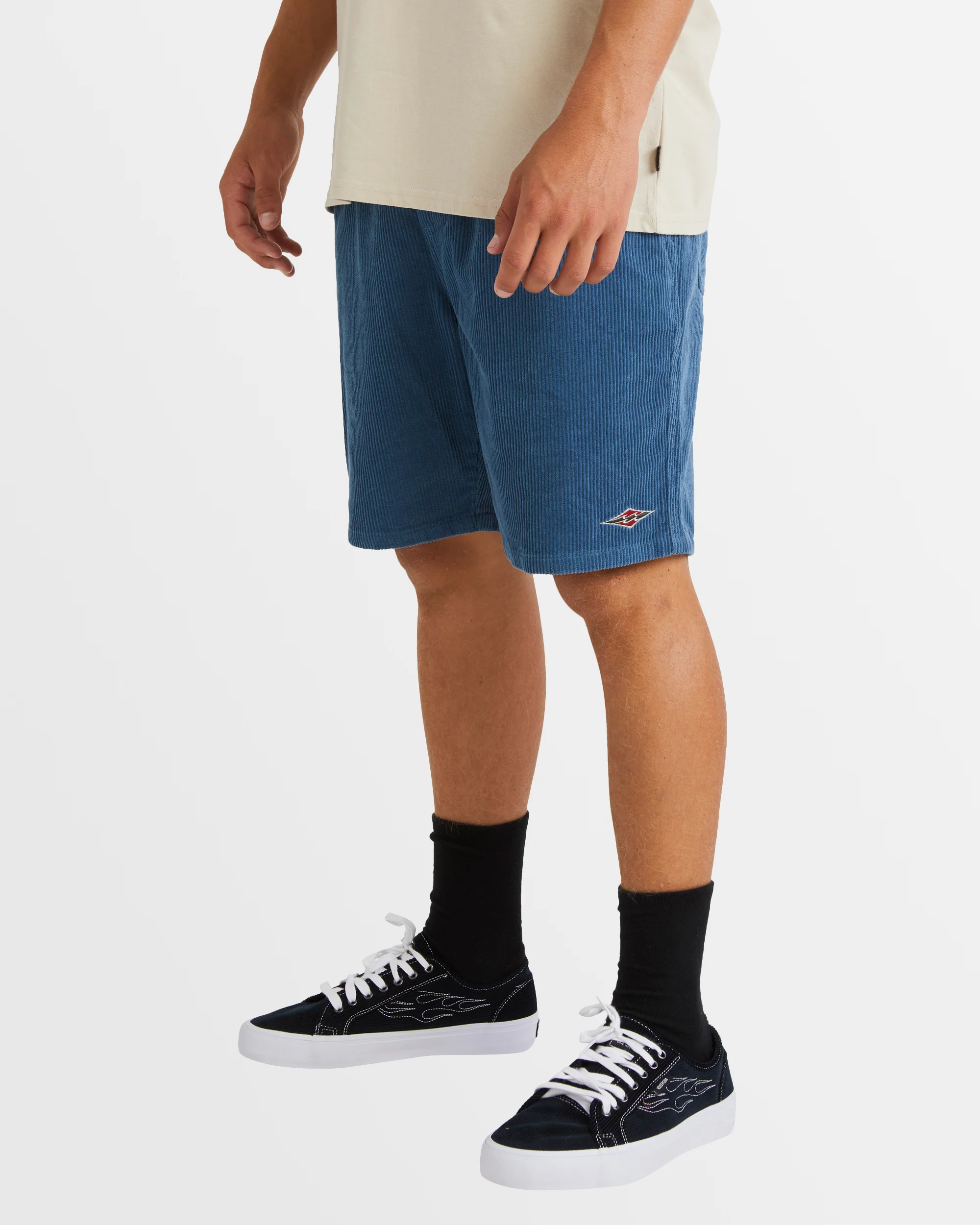 Mens Larry Corduroy 18