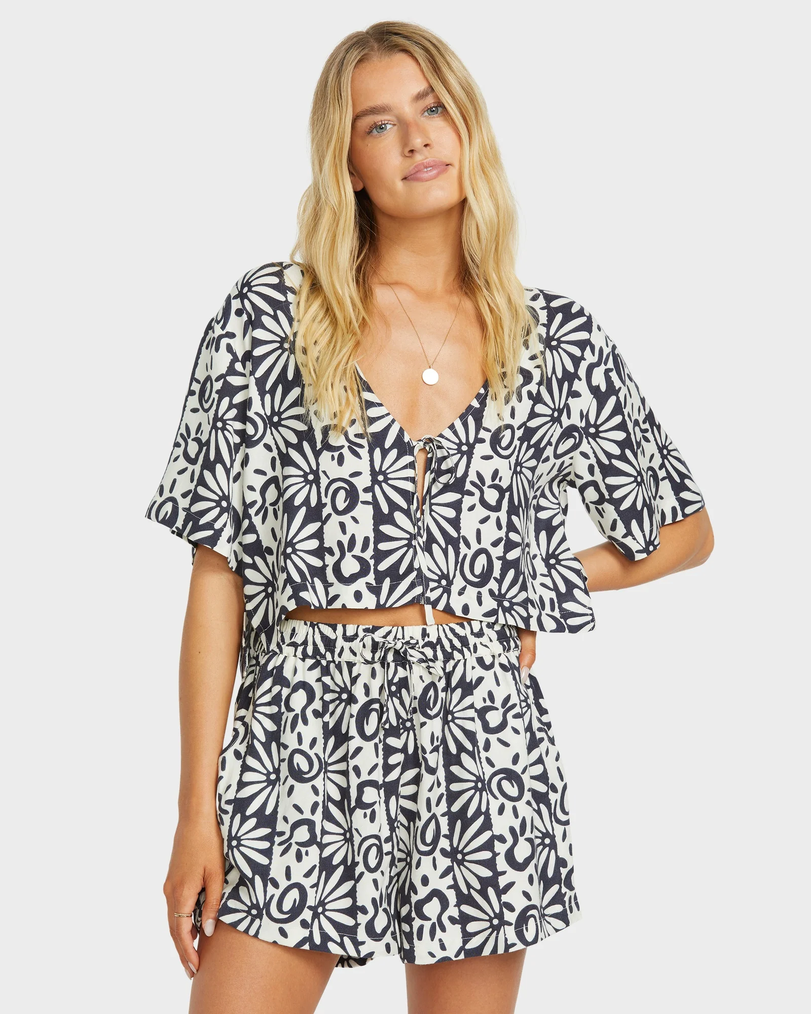 Womens Sunflower Elastic Waist Shorts