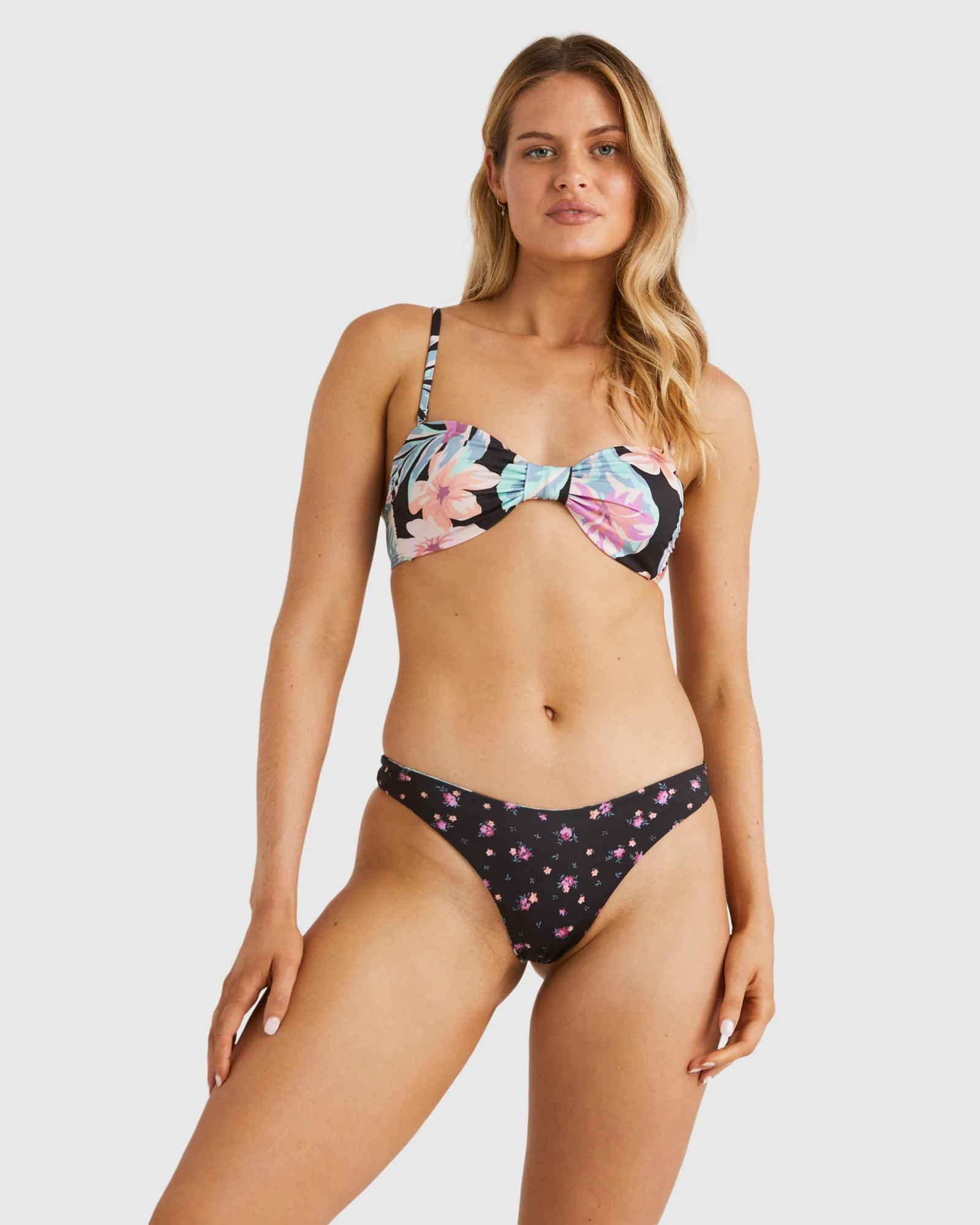 Womens Nights In Paradise Reversible Hike Bikini Bottom
