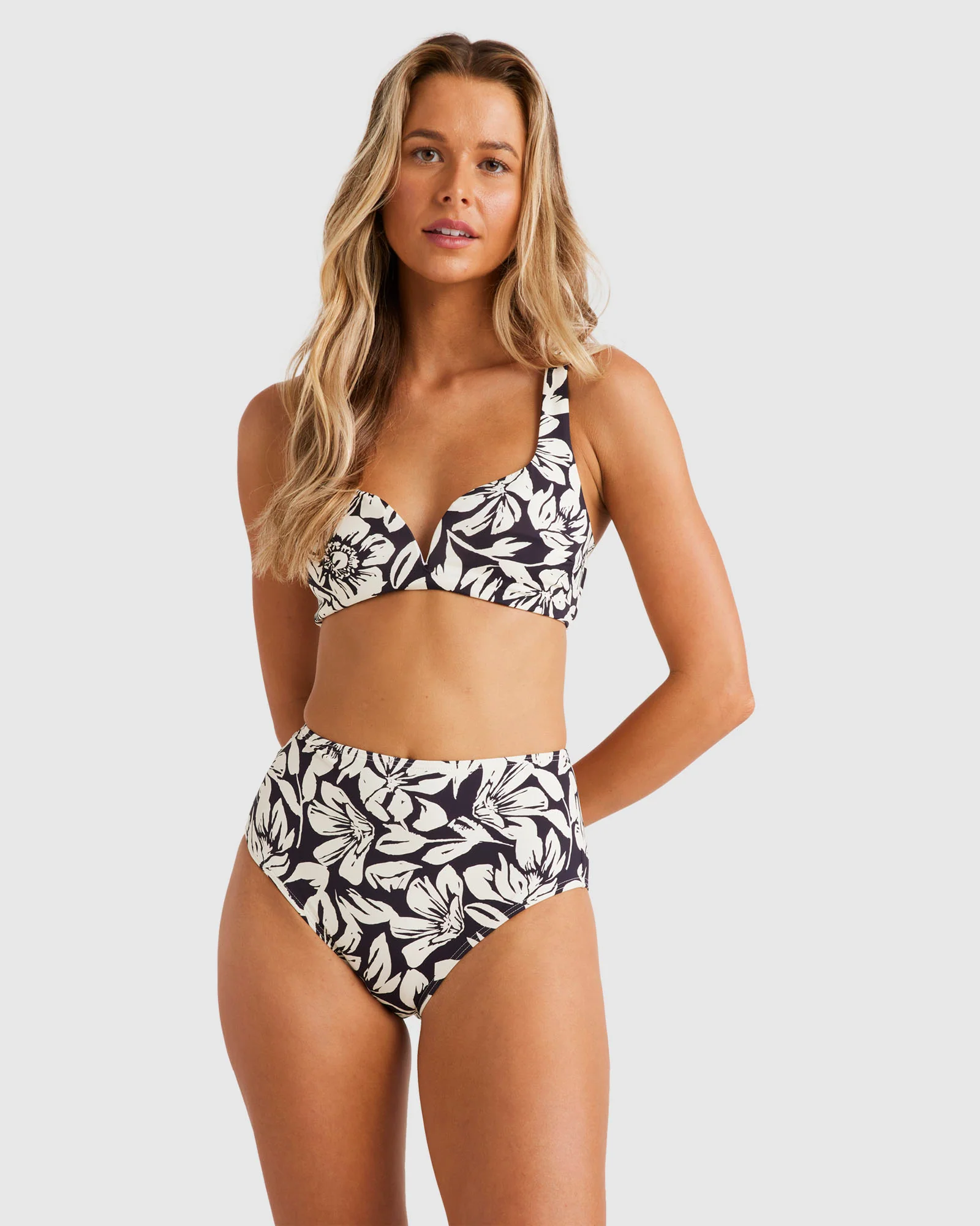 Womens Hi Times Dion D/DD Bralette Bikini Top