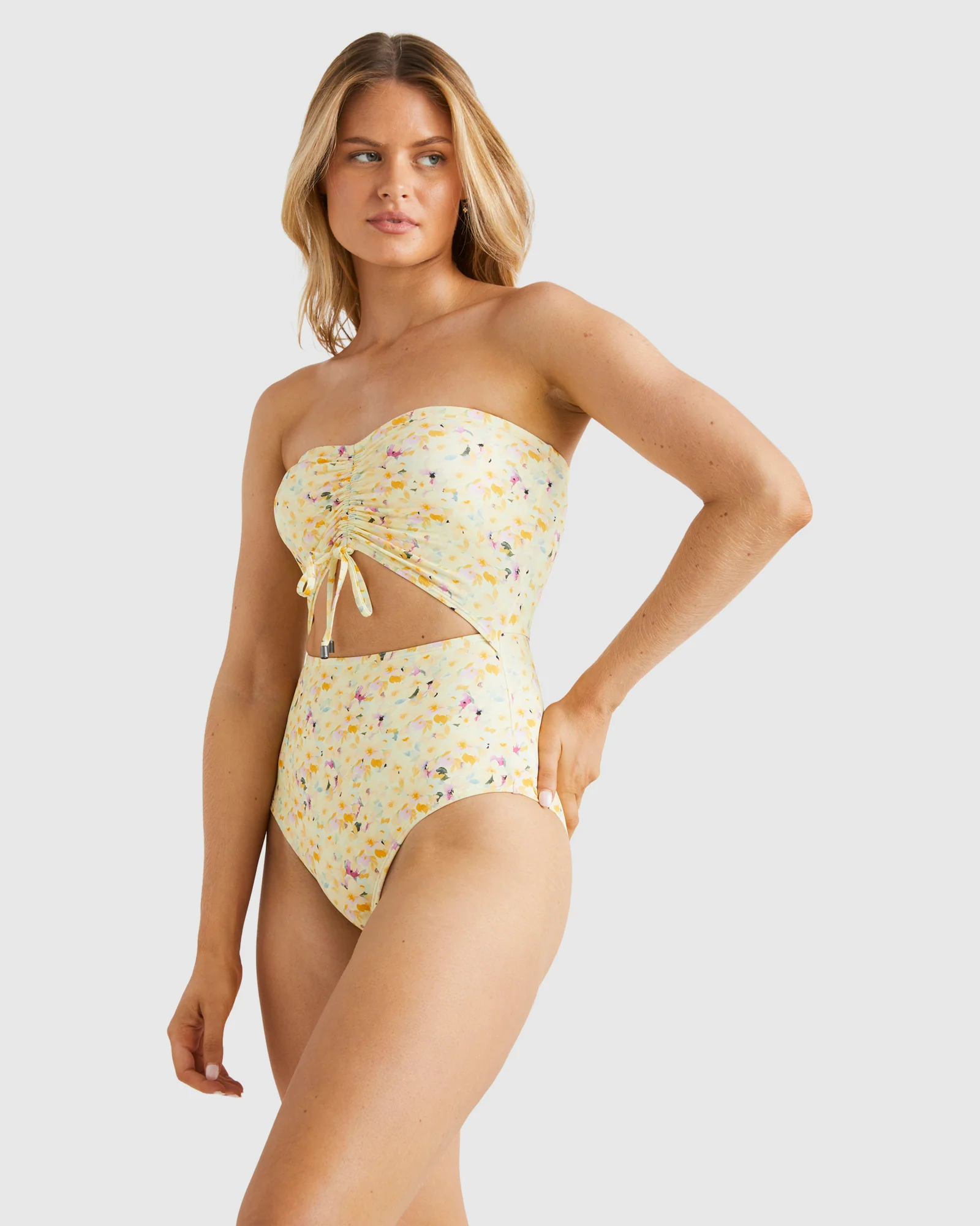 Womens Mellow Days Summer One Piece Swimsuit