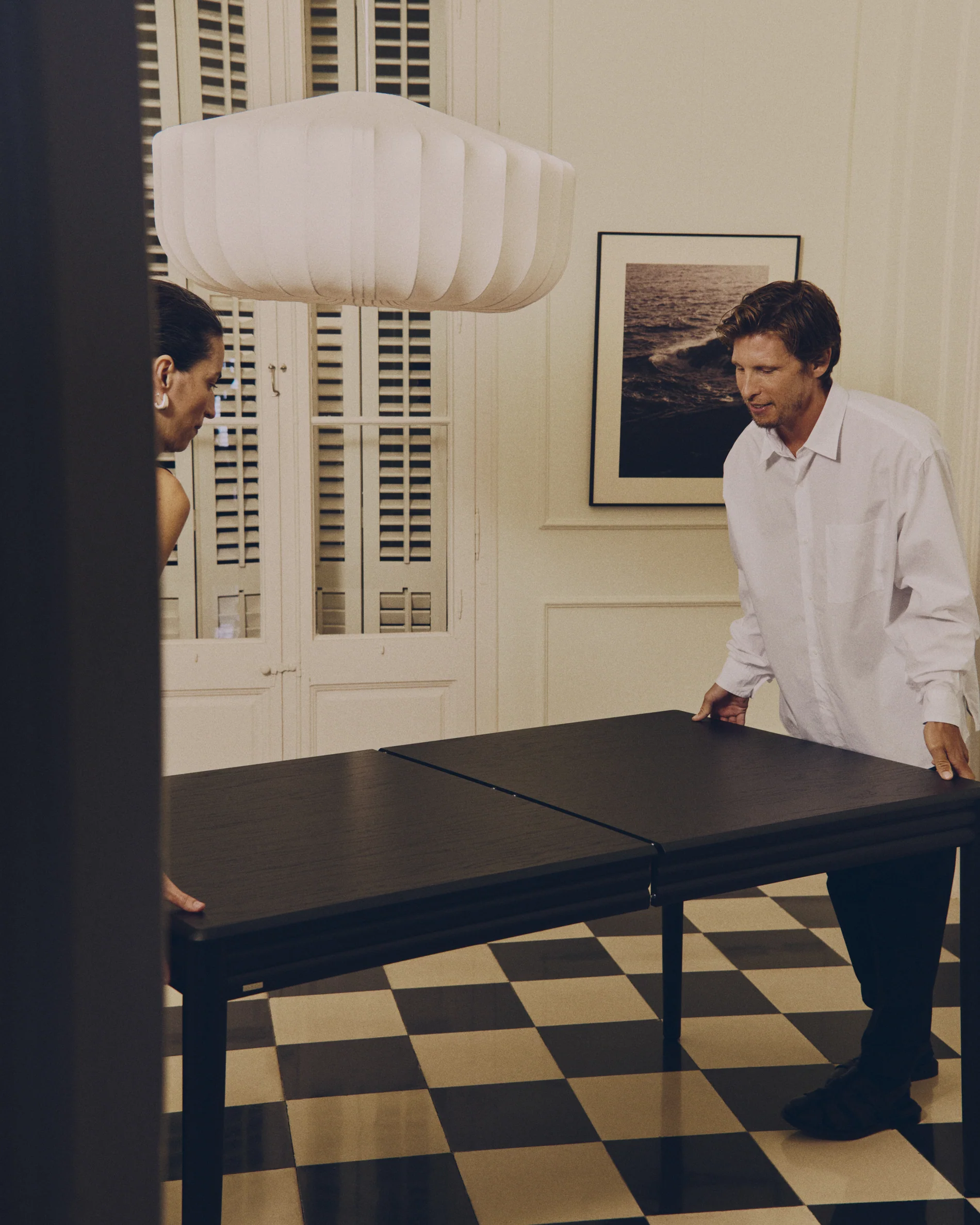 Lenon extending table in black oak veneer and solid oak 160(200)x90cm FSC Mix Credit