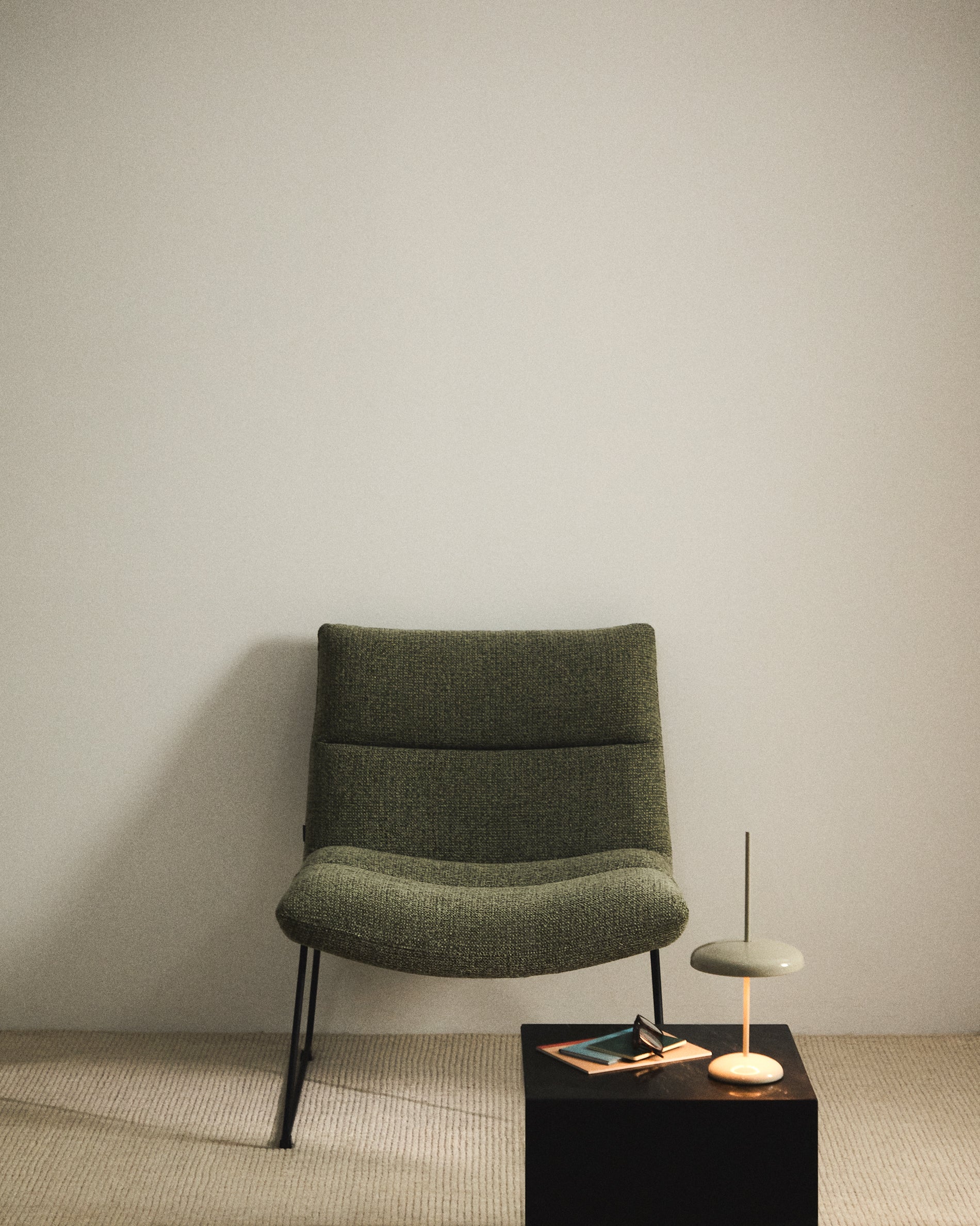 Asen green chenille armchair with black steel legs FSC 100%