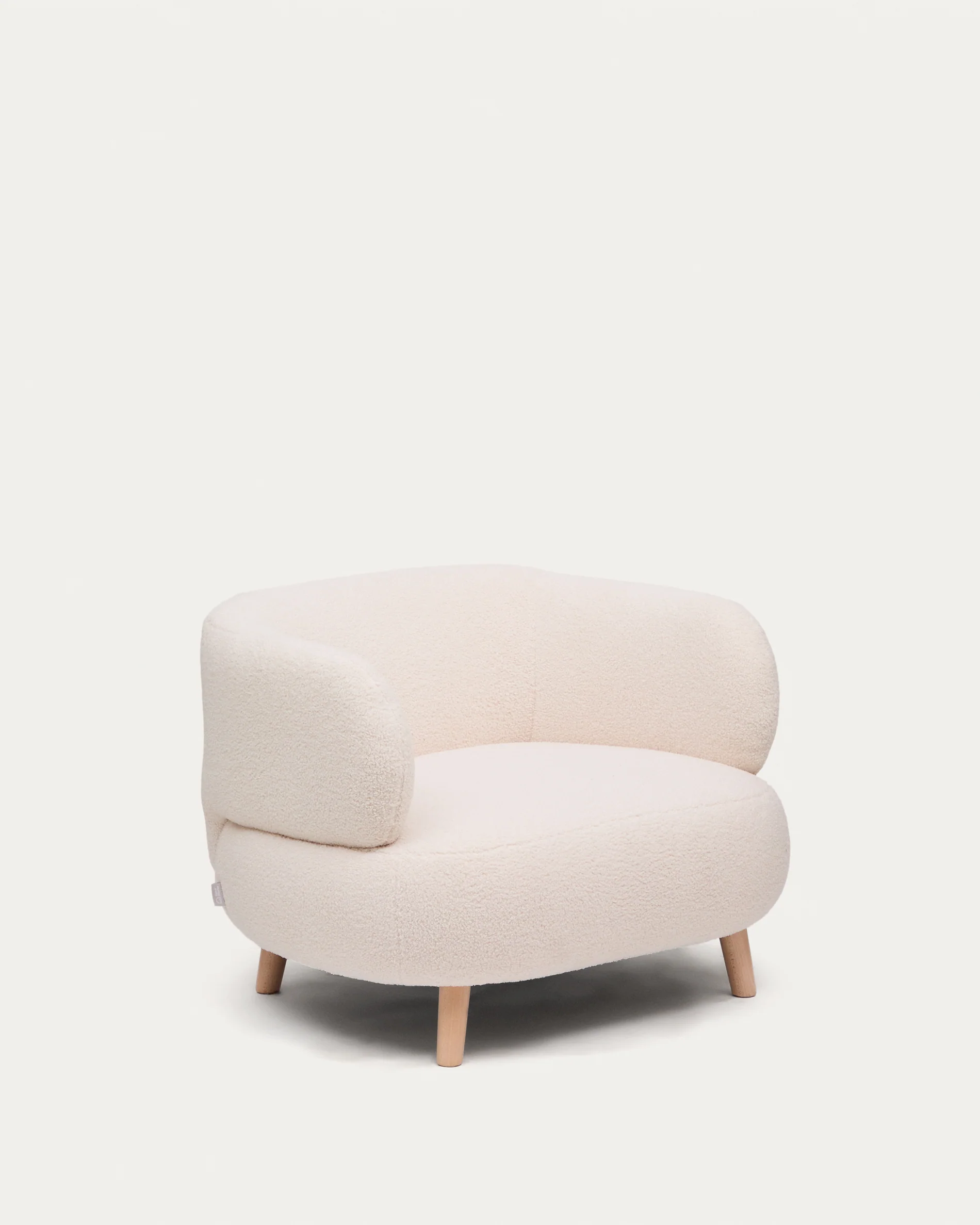 Luisa armchair in ecru boucle with solid beech wood legs 90 cm