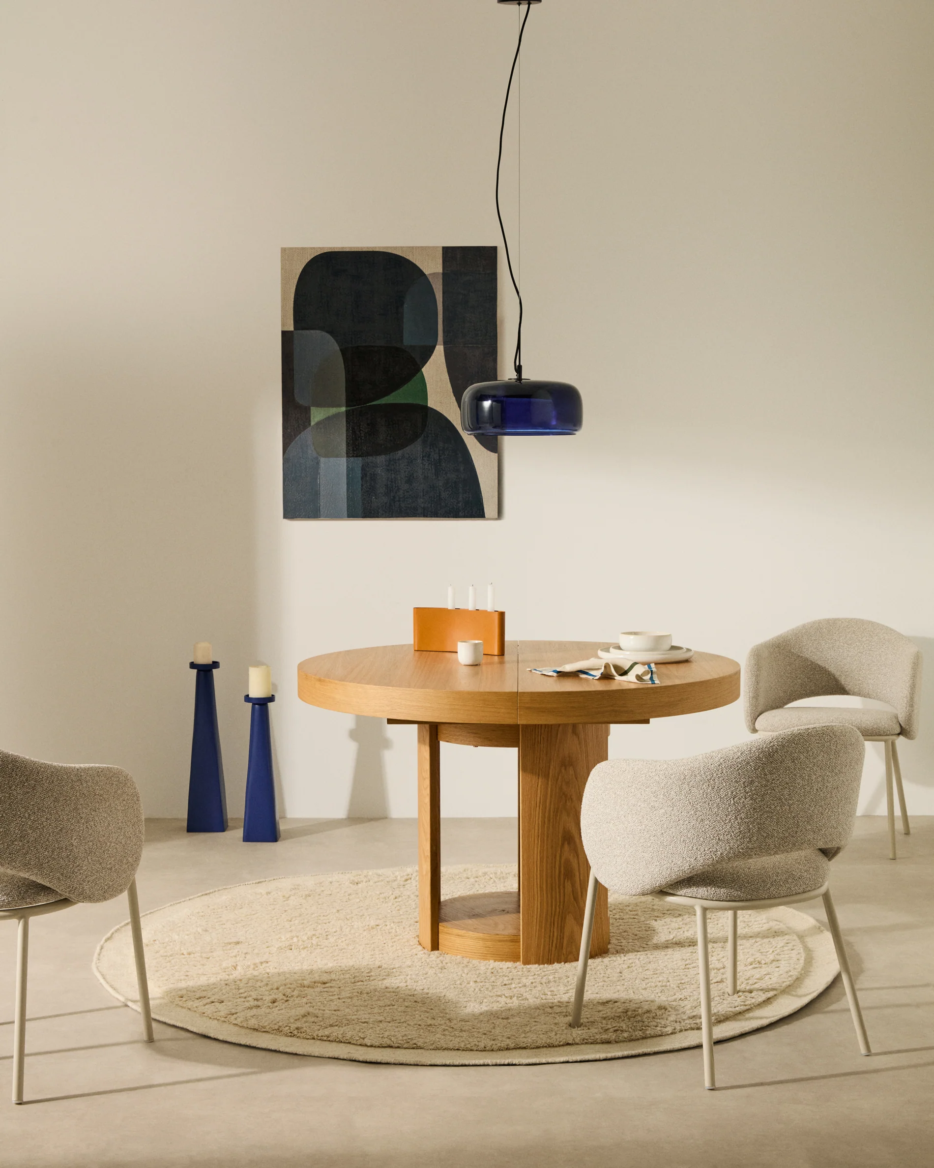 Artis extendable round table in solid wood and oak veneer, 120 (170) cm x 80 cm FSC 100%