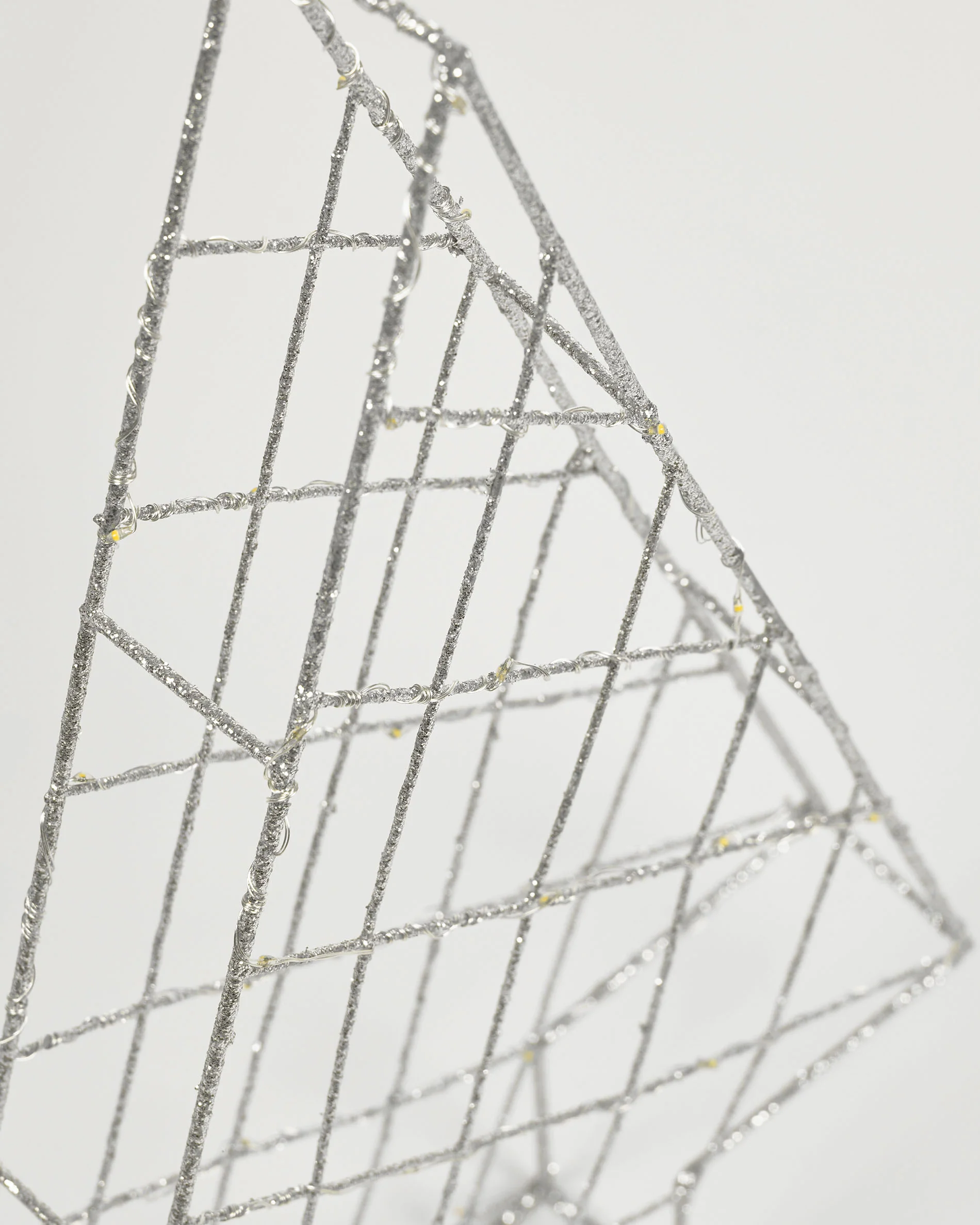 Phytia light-up tree in grey