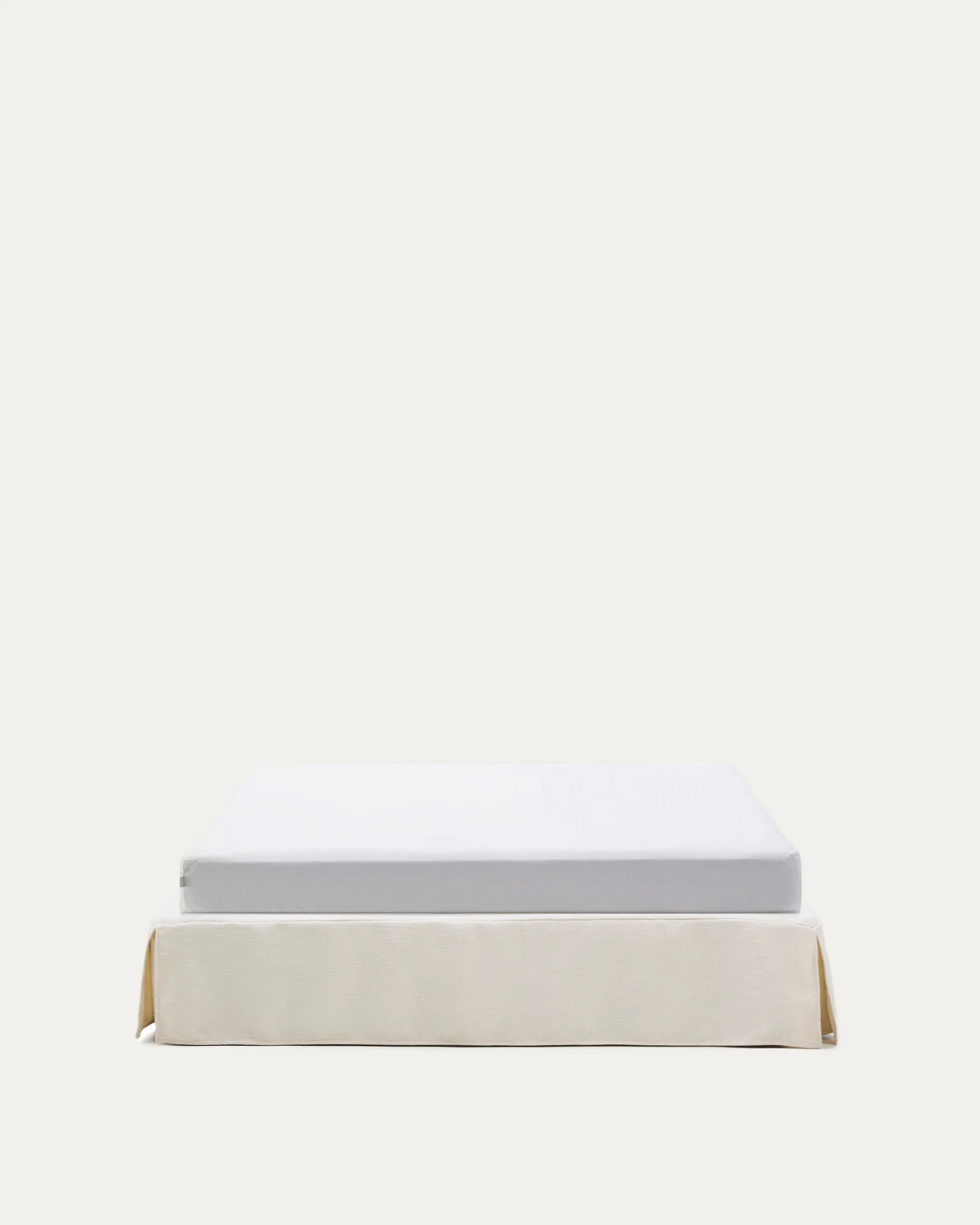 Jaira bed base with removable cover in white chenille for 160 x 200cm mattress