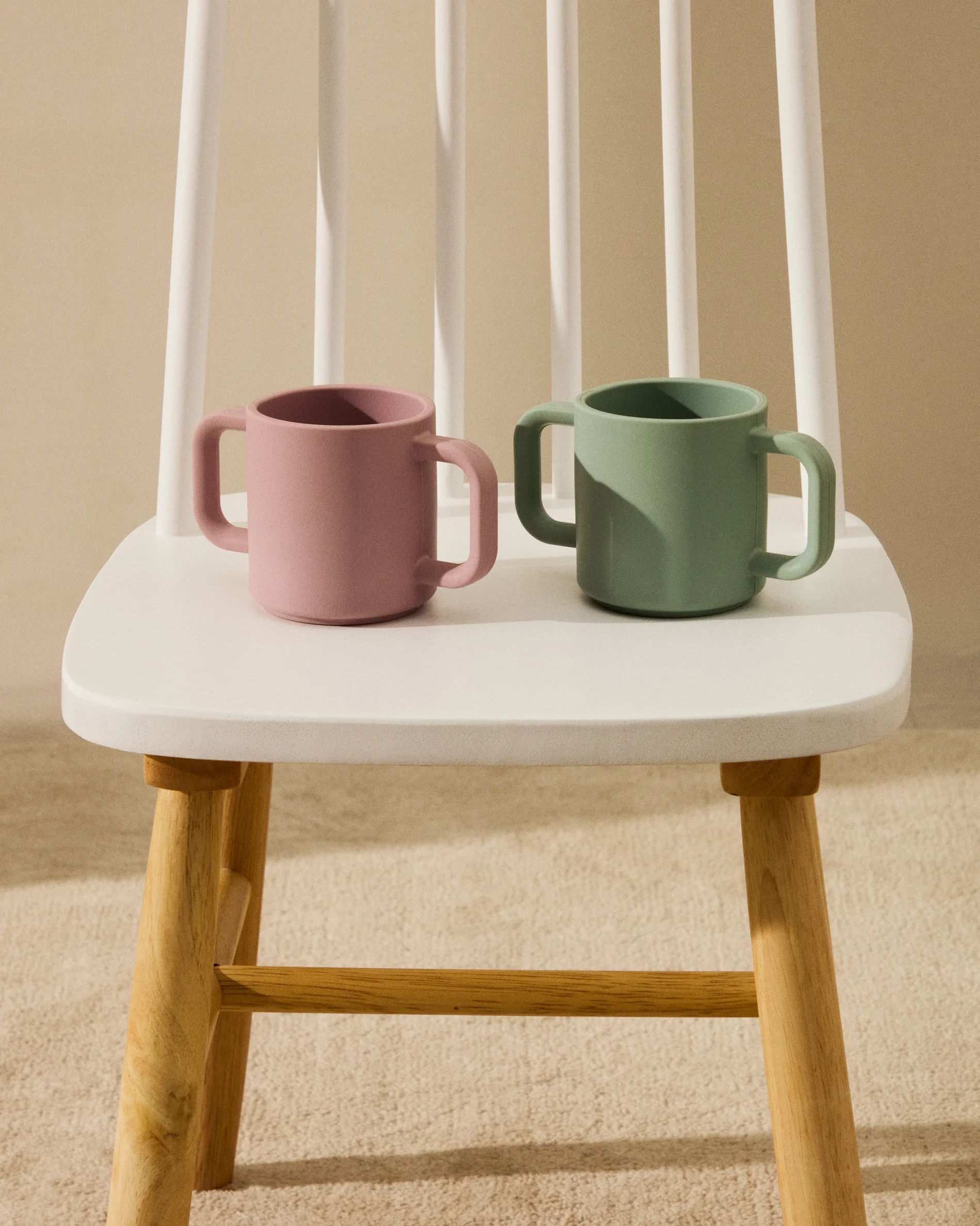 Lili set of two cups in pink and turquoise silicone