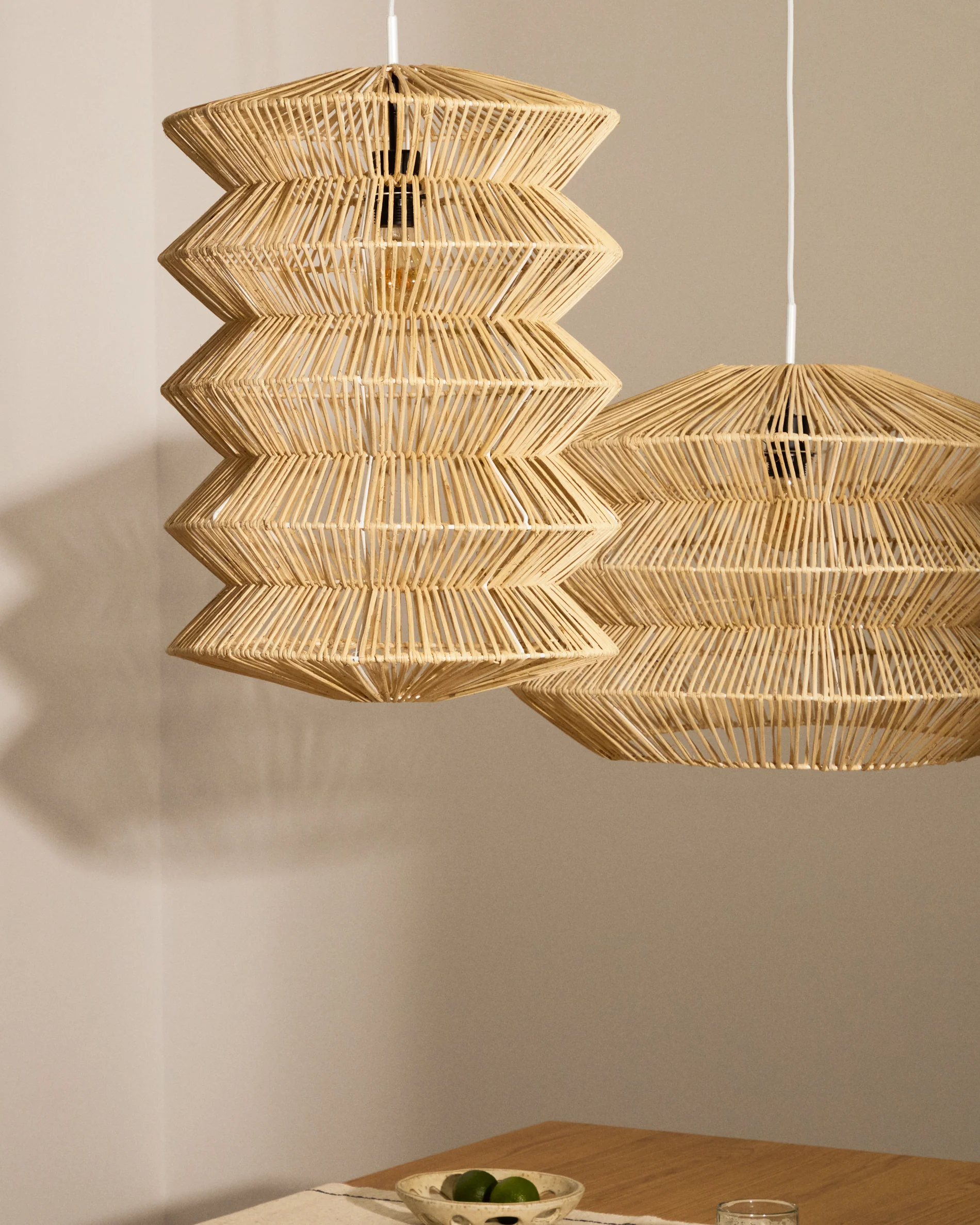 Dakit ceiling lamp shade in rattan with light finish 40 x 55cm