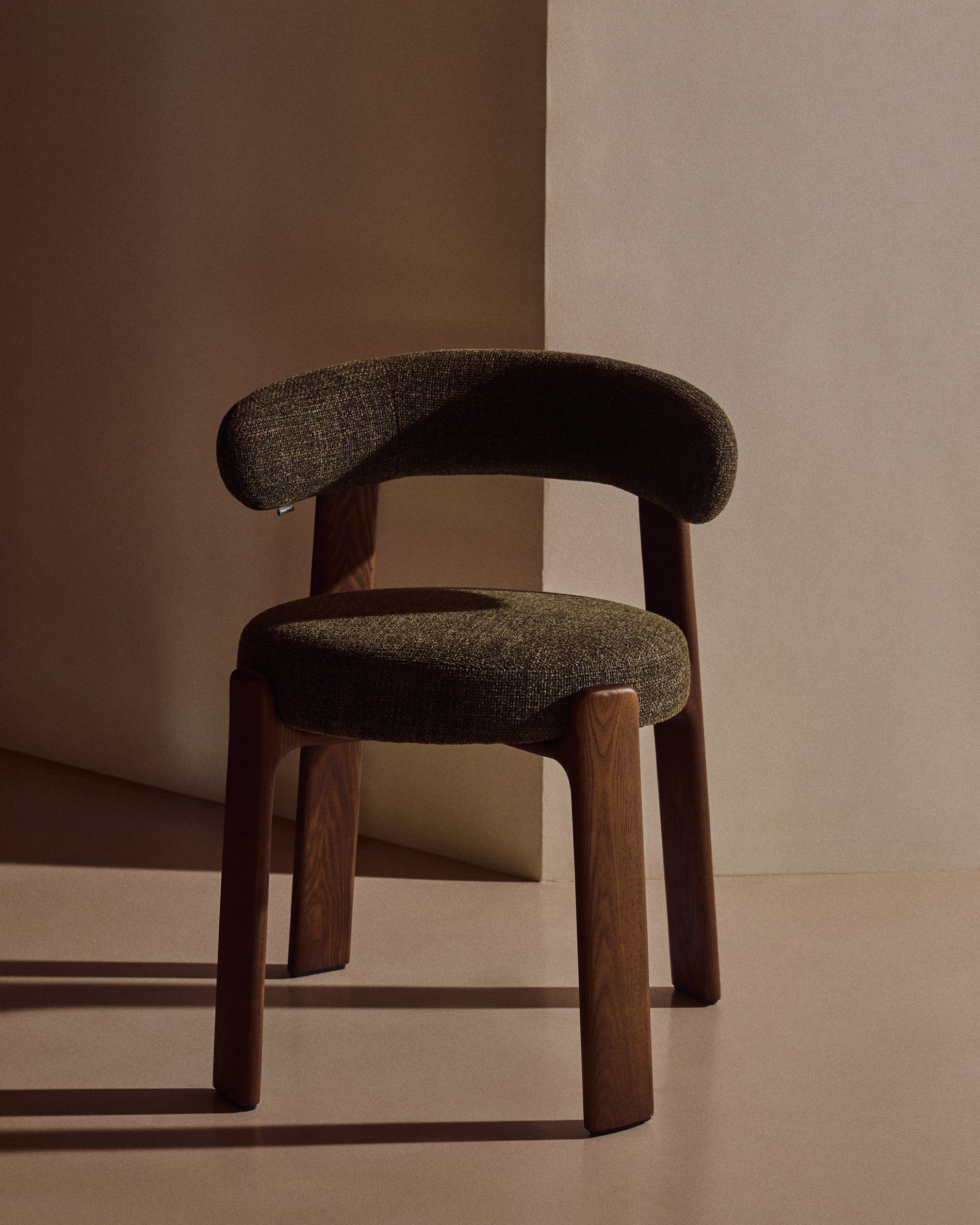 Granite chair in green chenille and with solid ash wood in a walnut finish FSC 100%