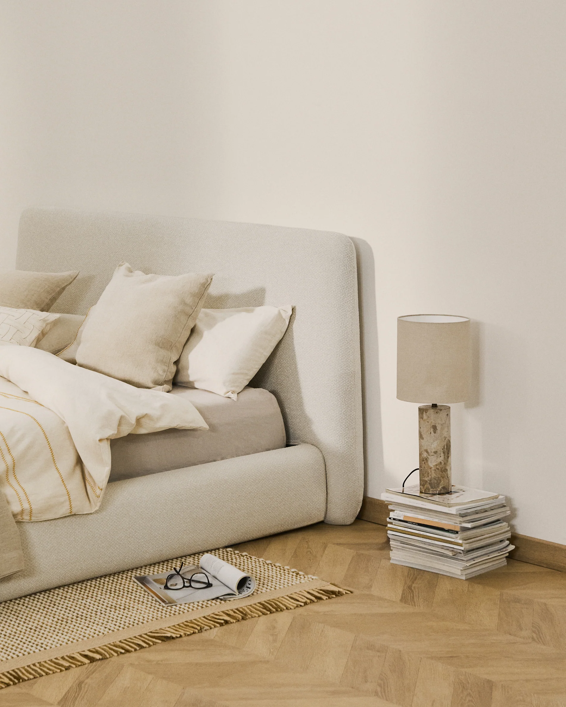 Martina bed cover in ecru chenille for mattress 160 x 200cm