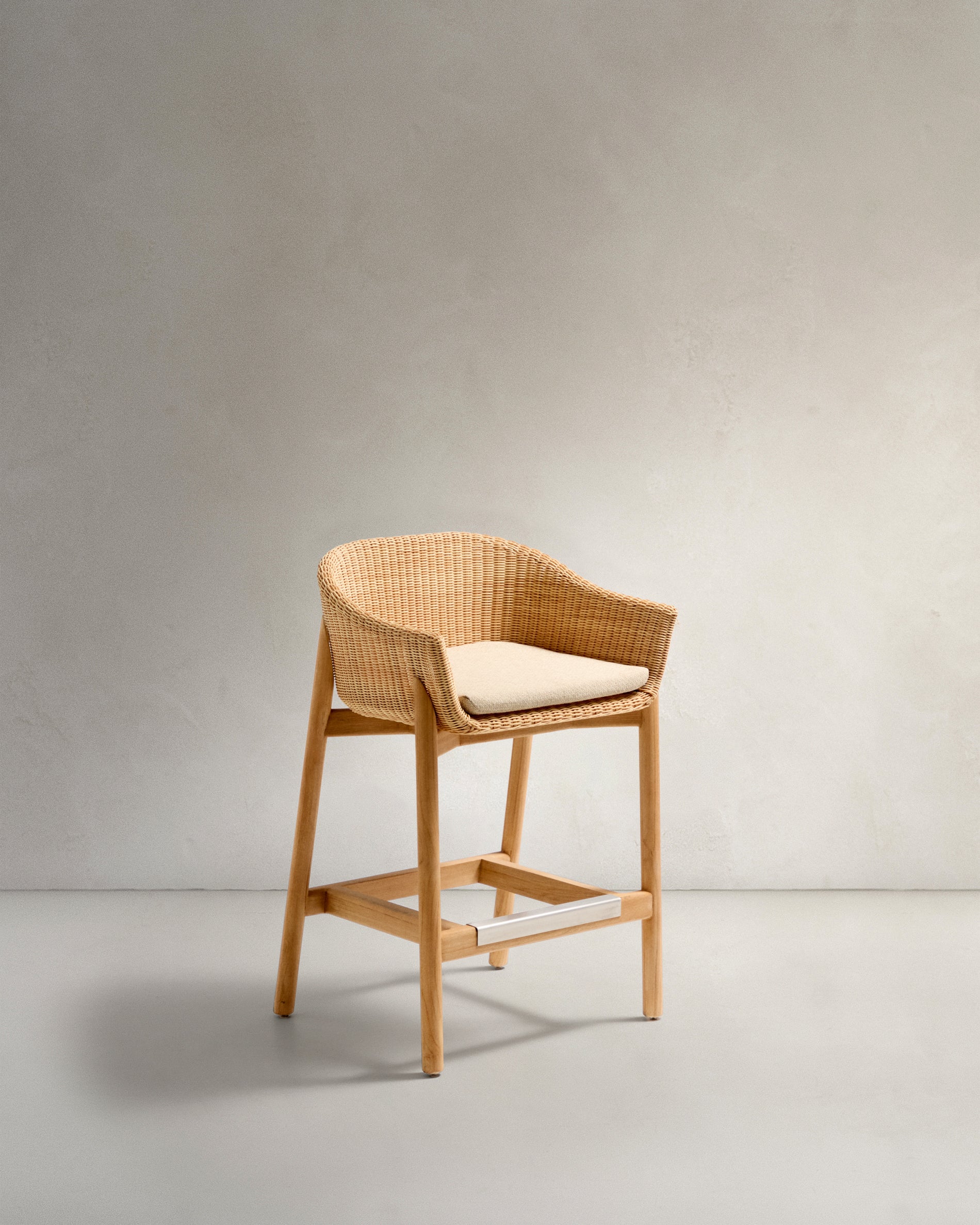 Galea stool in FSC 100% solid teak wood and synthetic rattan 75cm