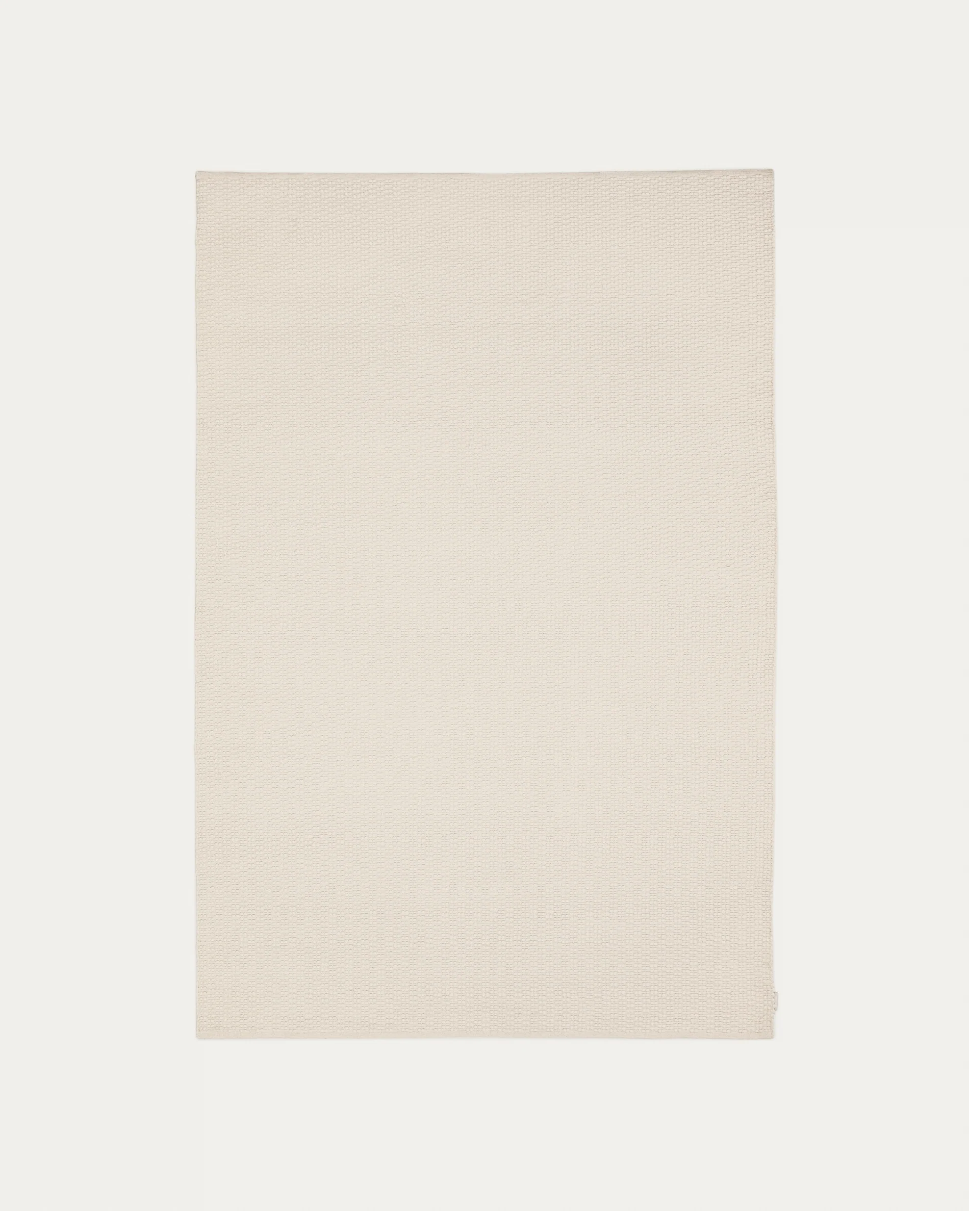 Mascarell rug, cotton and polyester in white, 200 x 300 cm