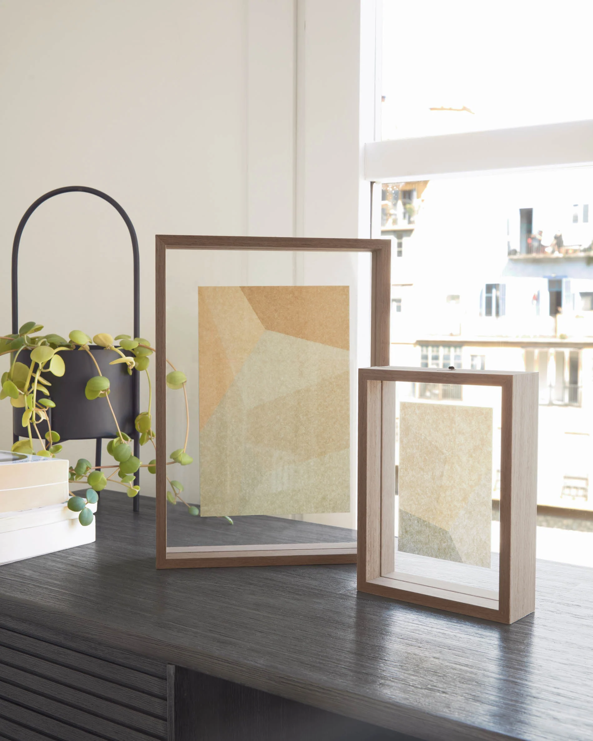 Flavina dark picture 22 x 31 cm