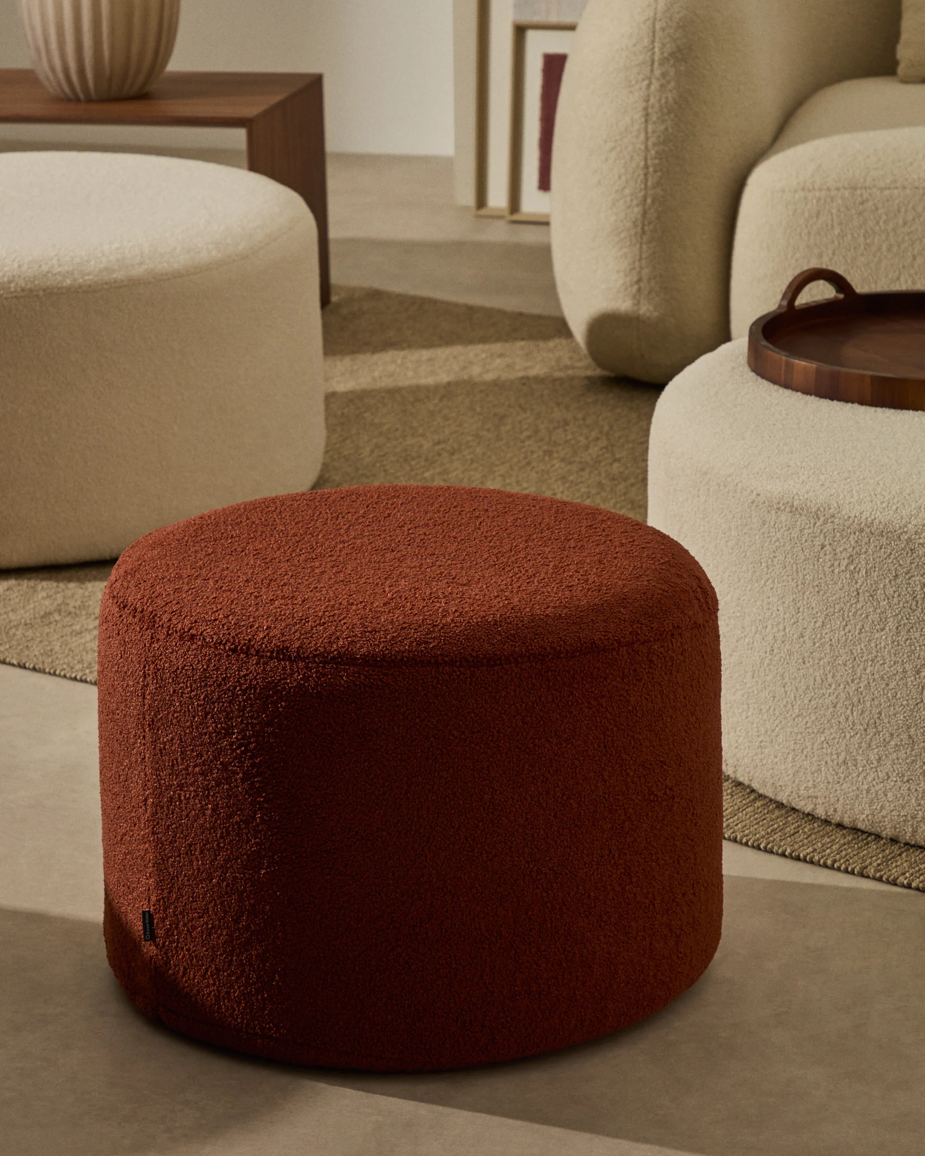 Kaeli footrest cover in terracotta bouclé Ø 60 cm