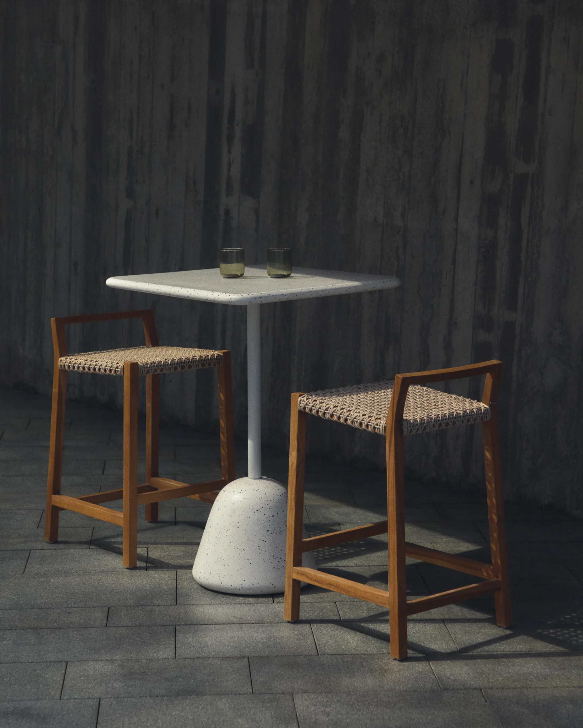 Giverola solid teak wood stool, 67,5 cm