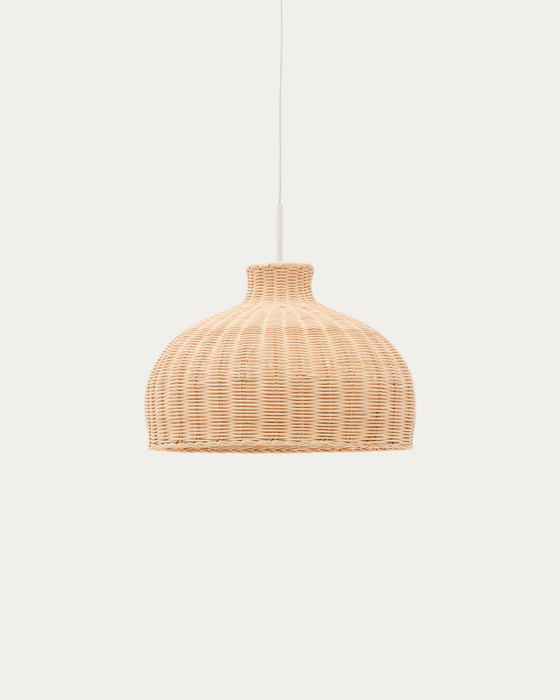 Ennia rattan lamp shade with light finish Ø38cm