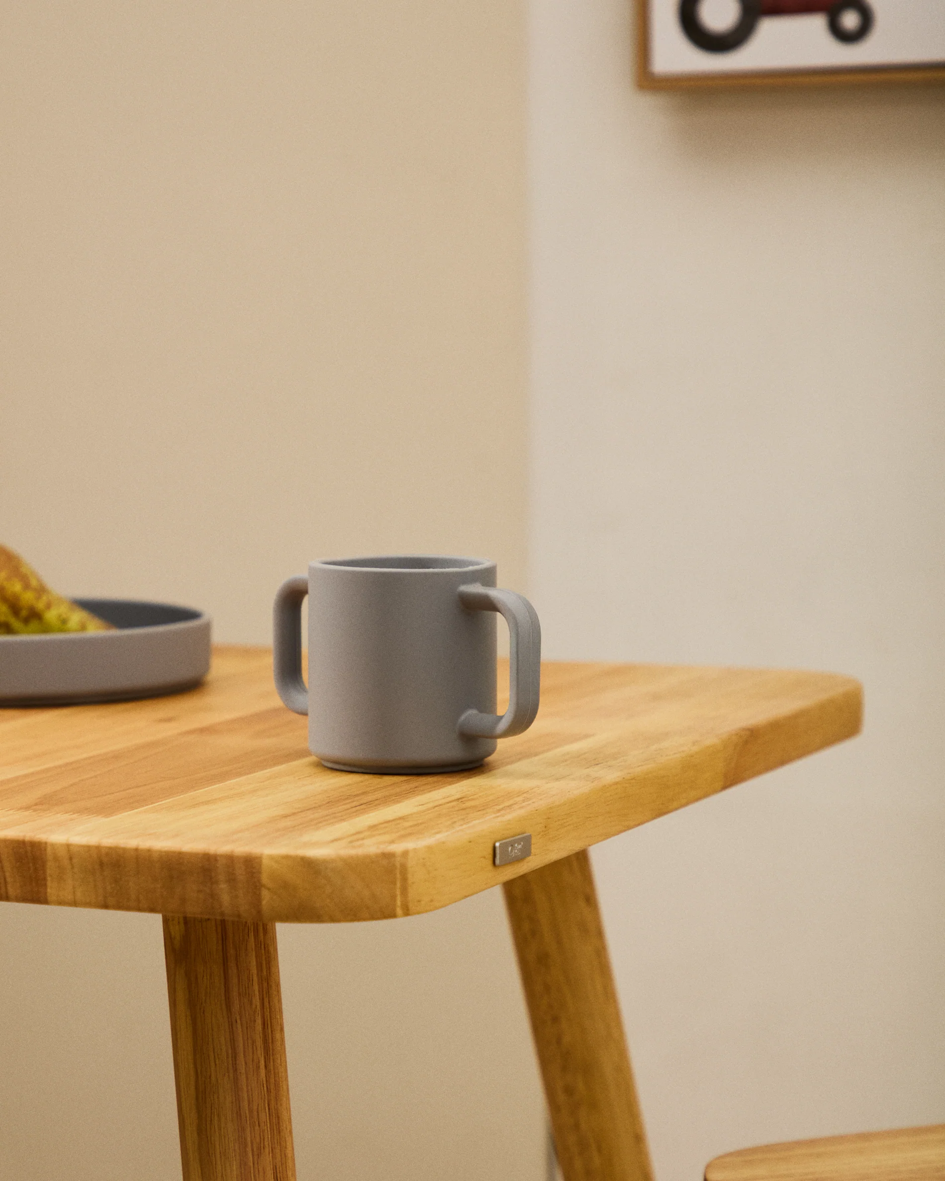 Lili set of two cups in orange and blue silicone