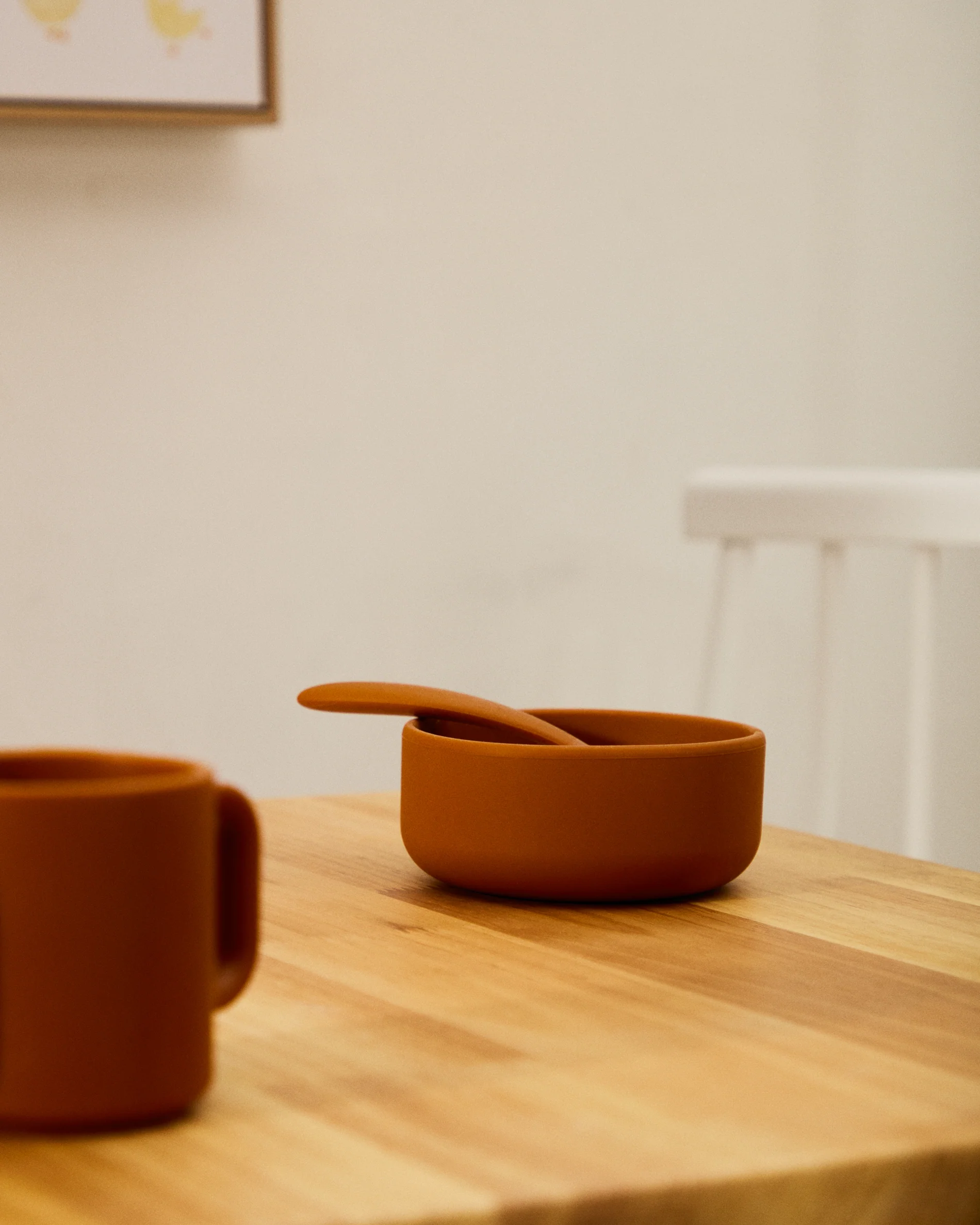 Lili plate and bowl set in orange silicone