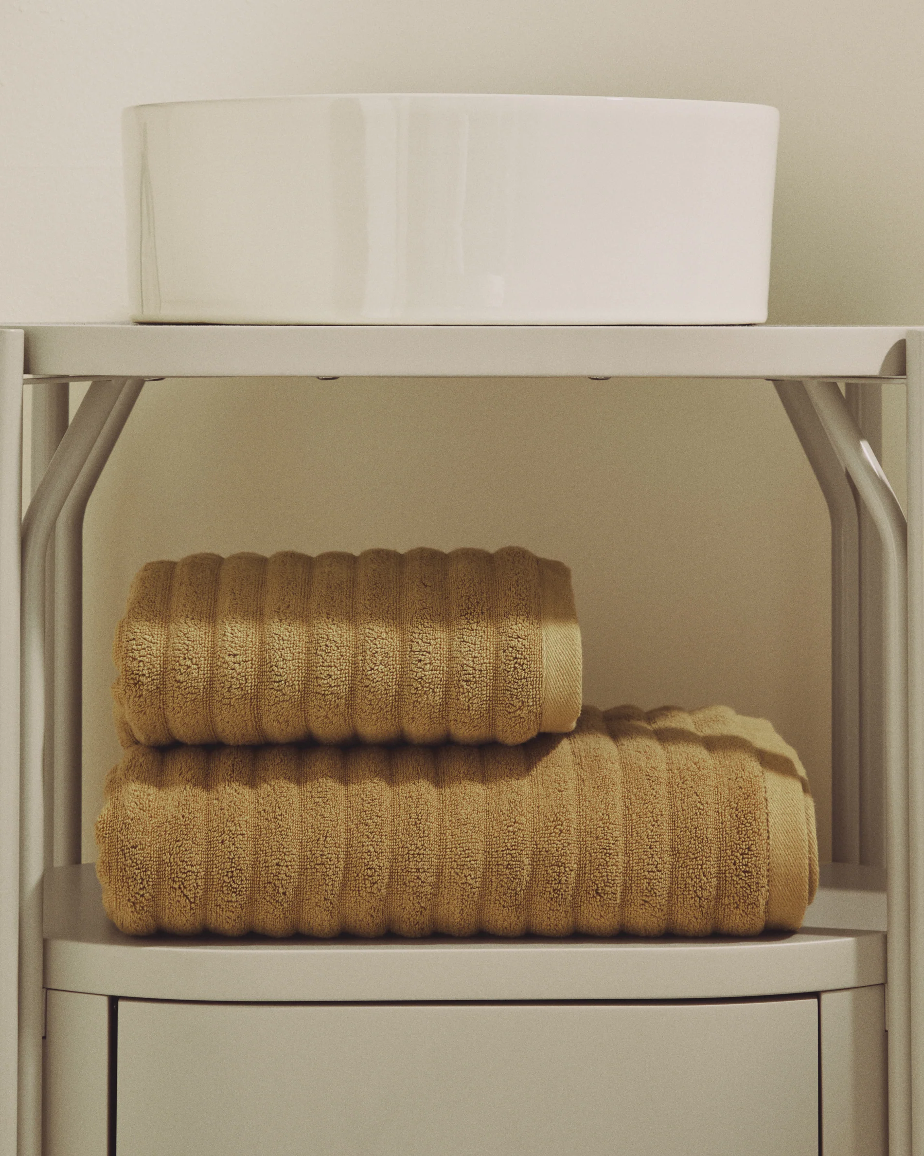 Navira 100% cotton light green hand towel 50 x 90cm