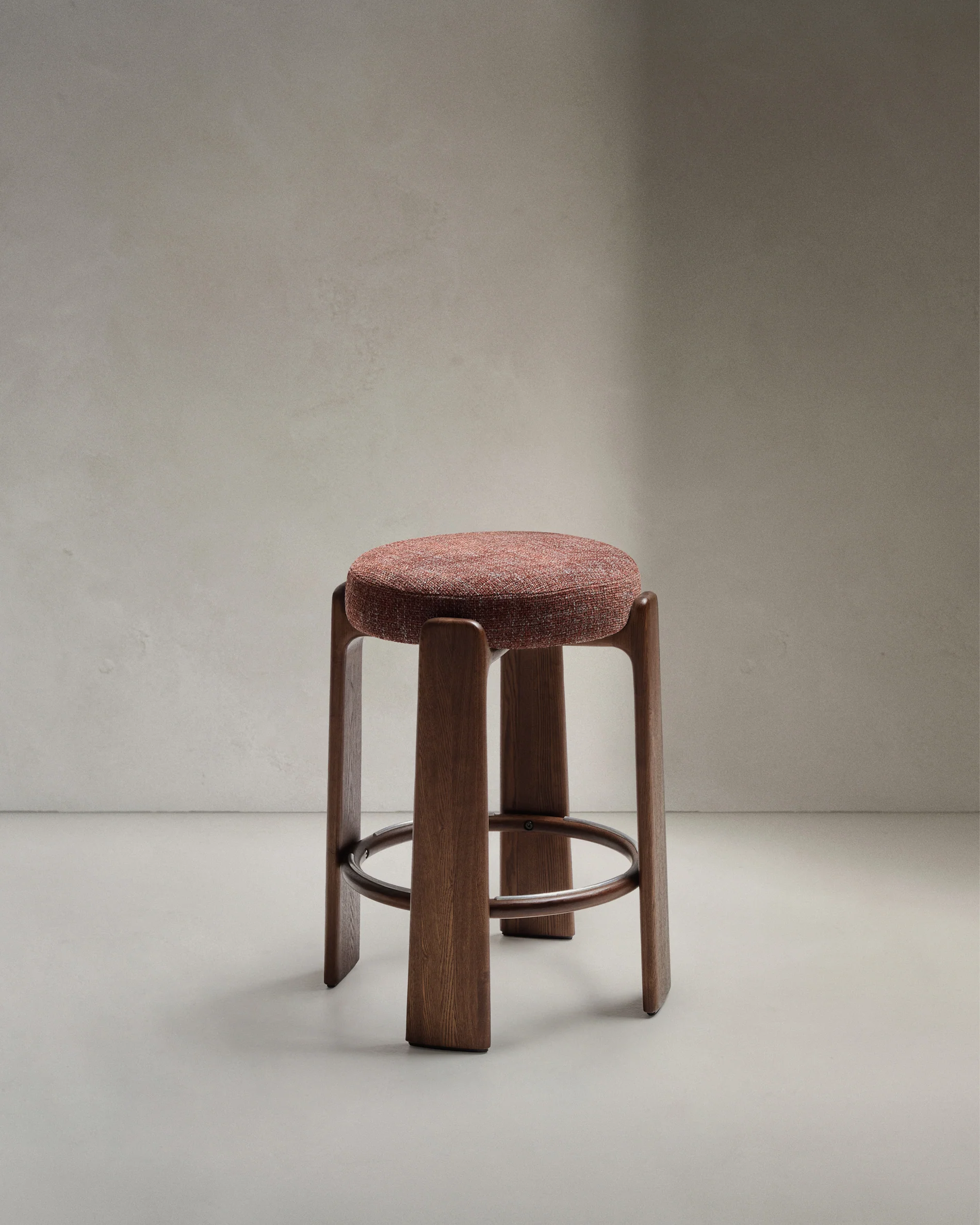 Granite stool in brown chenille and solid ash wood with walnut-coloured finish FSC 100% 65cm