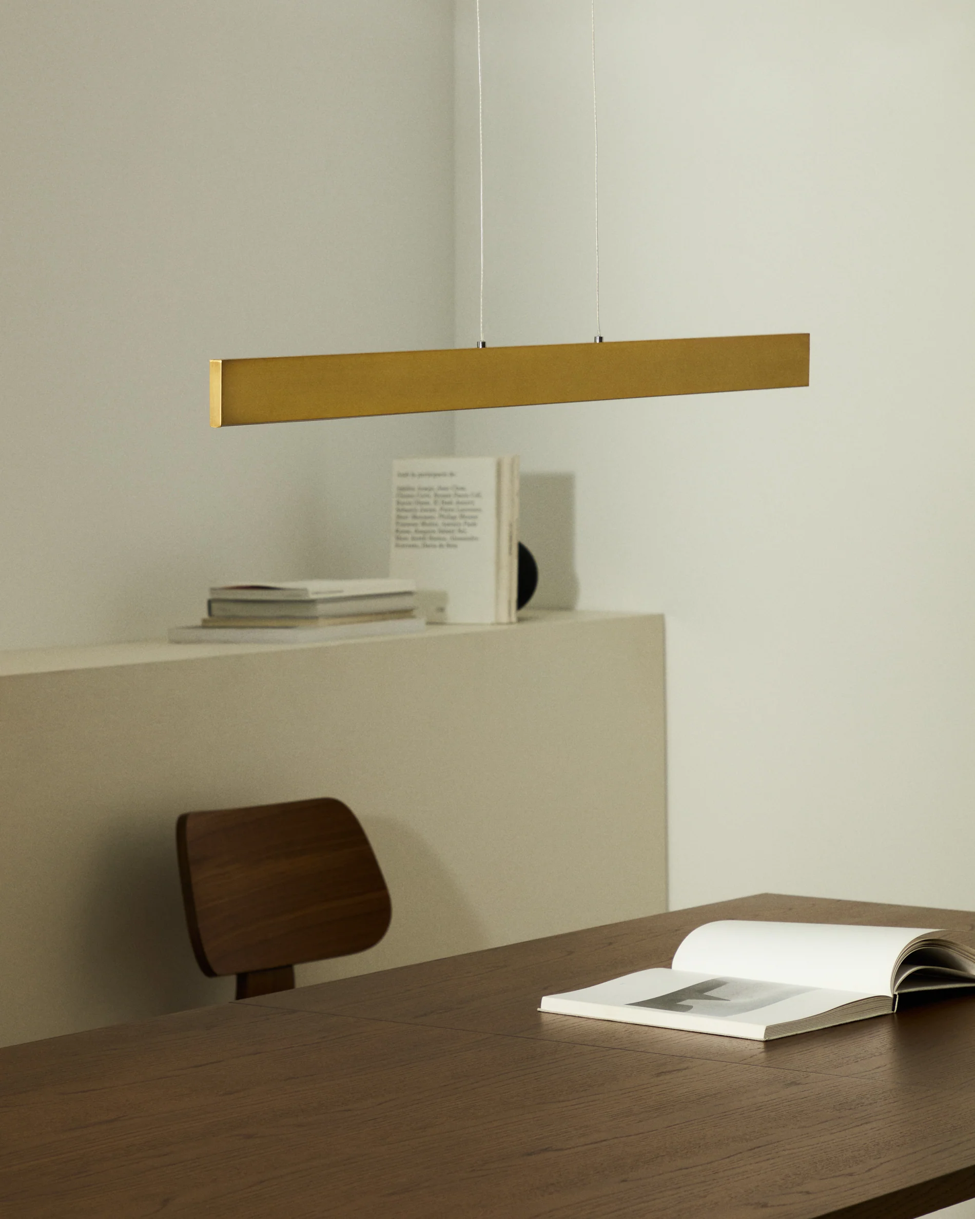 Boadella aluminium ceiling lamp with gold painted finish