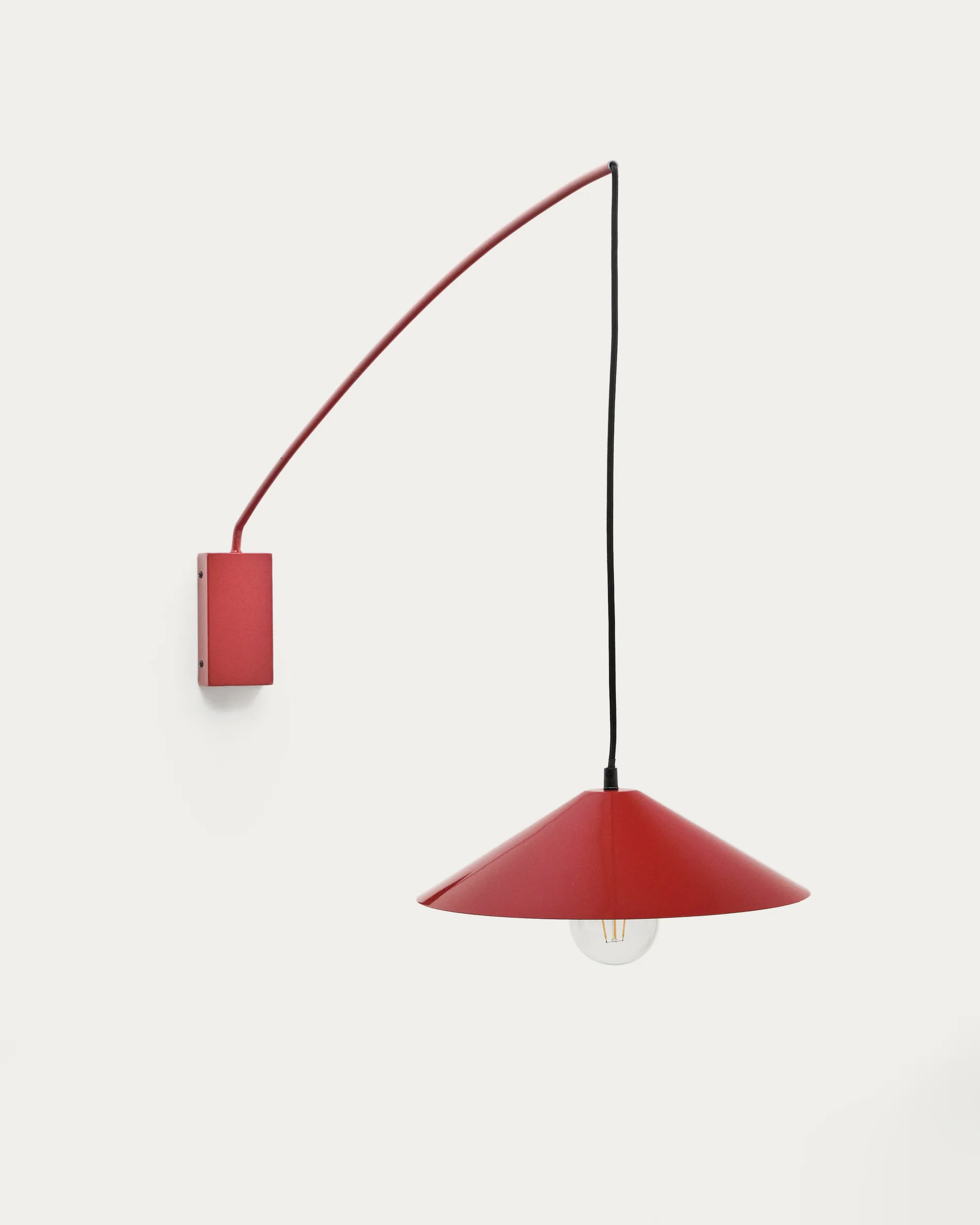 Kally wall lamp in a red painted finish