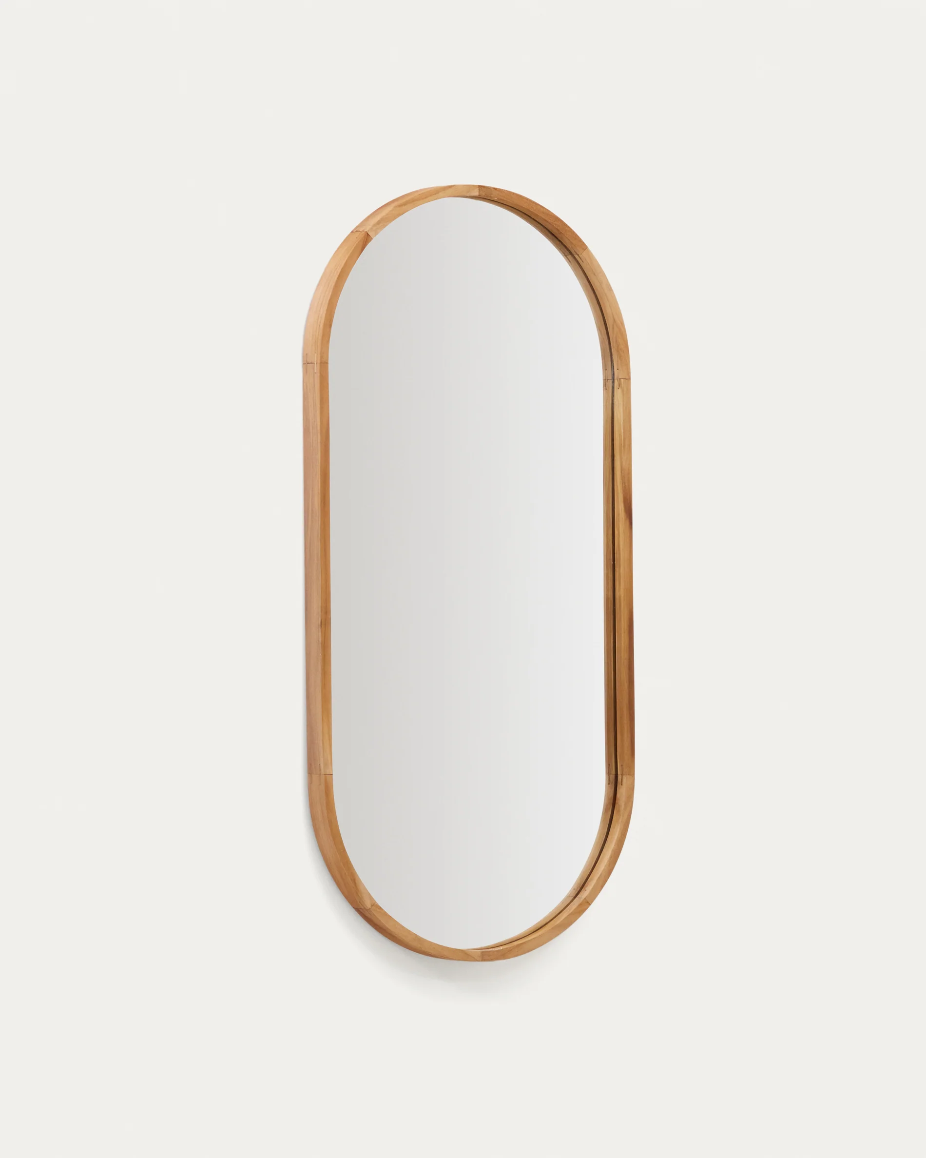 Magda mirror made of solid teak wood with a natural finish Ø 45 x 95 cm