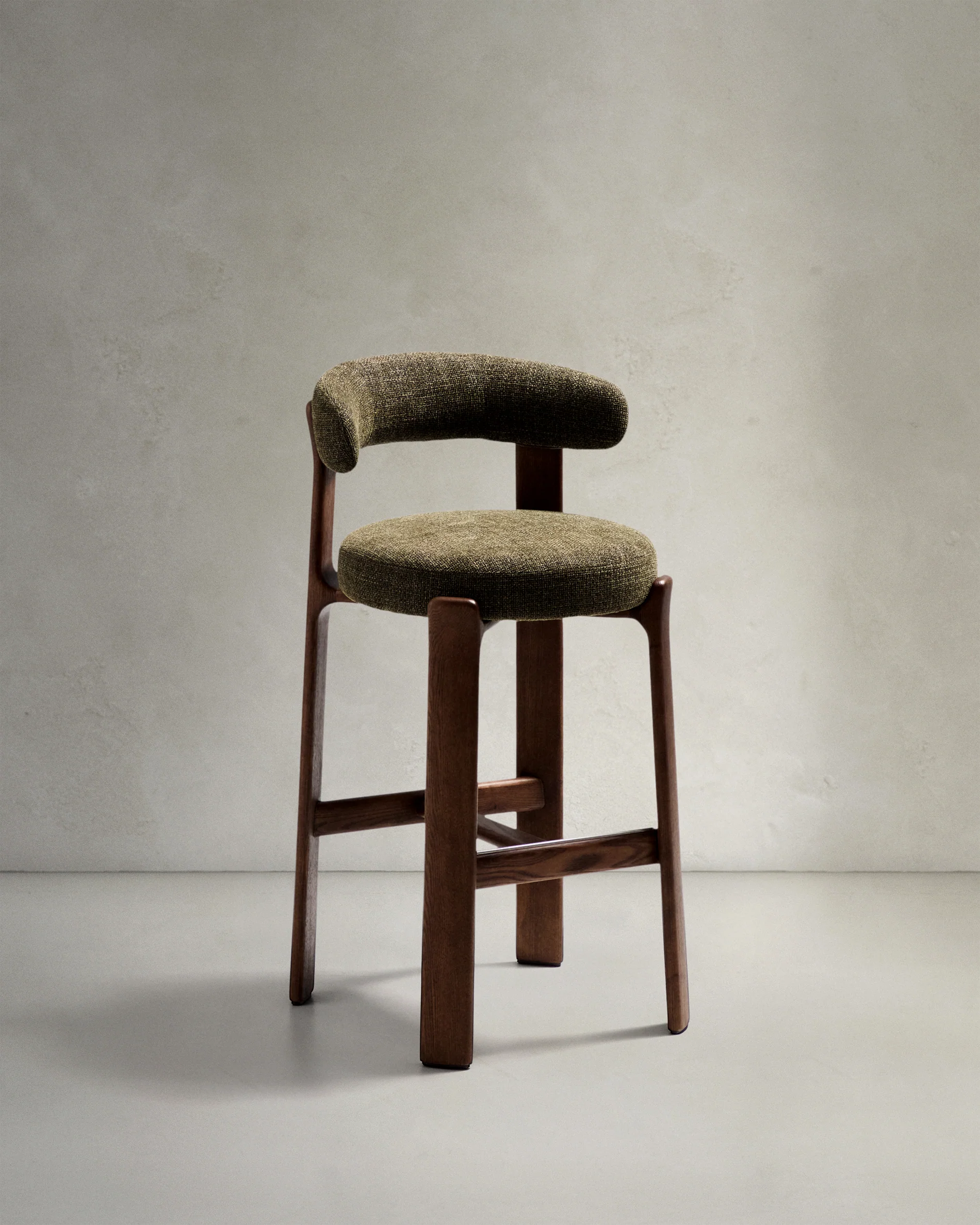 Granite stool in green chenille and solid ash wood with walnut-coloured finish FSC 100% 75cm