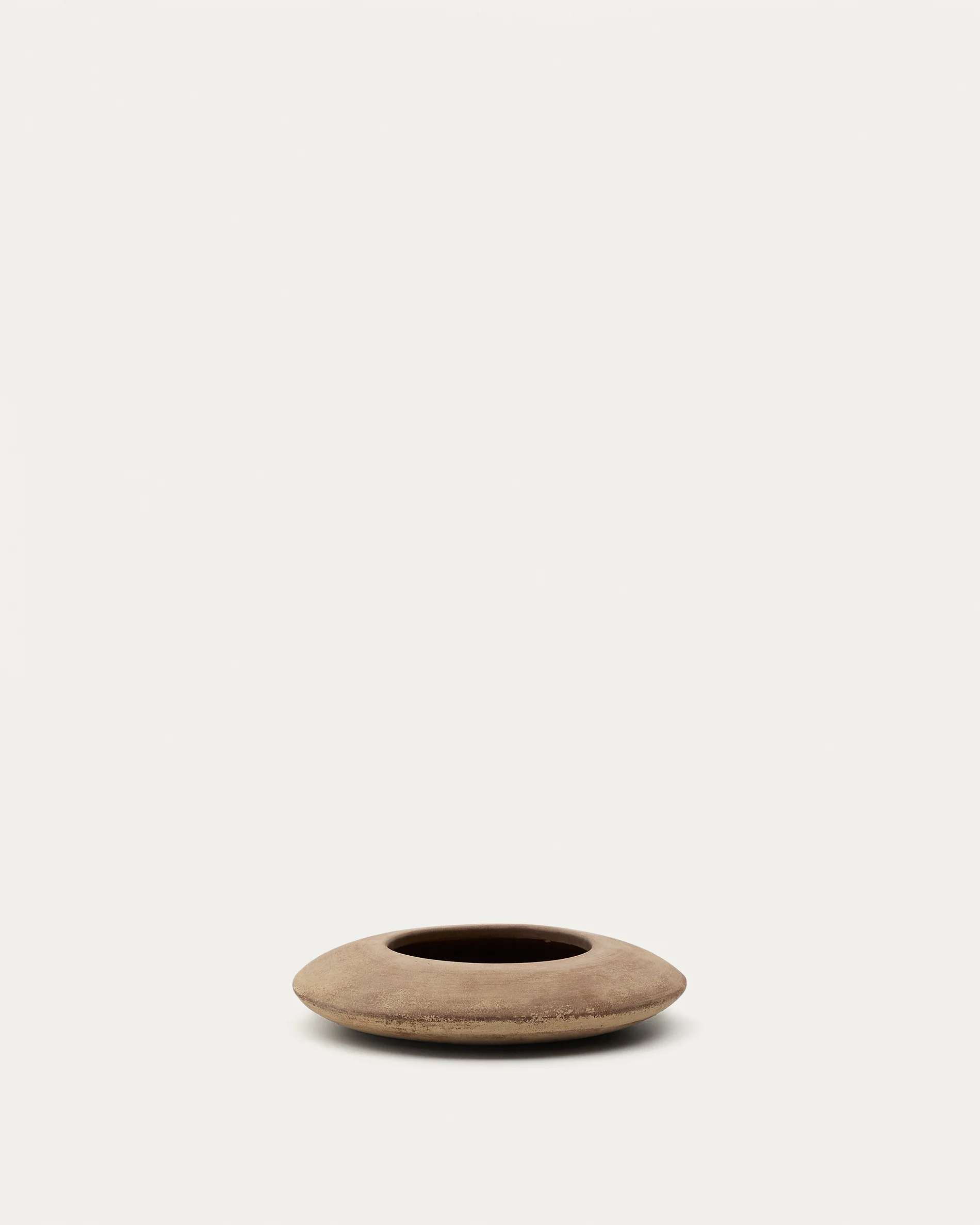 Rivor terracotta planter with natural finish Ø 50cm