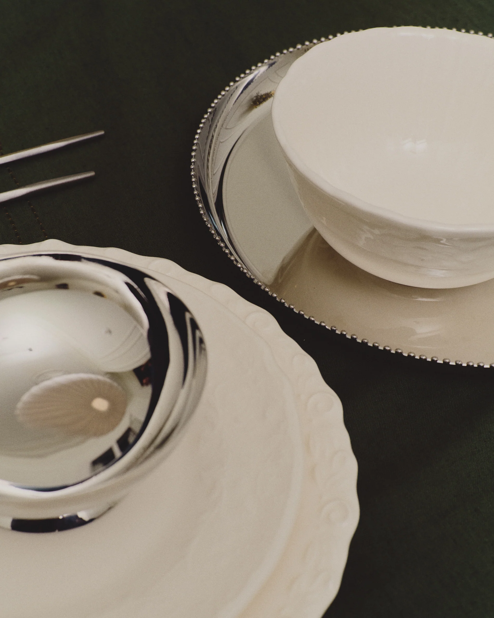 Nirela set of 2 stainless steel bowls