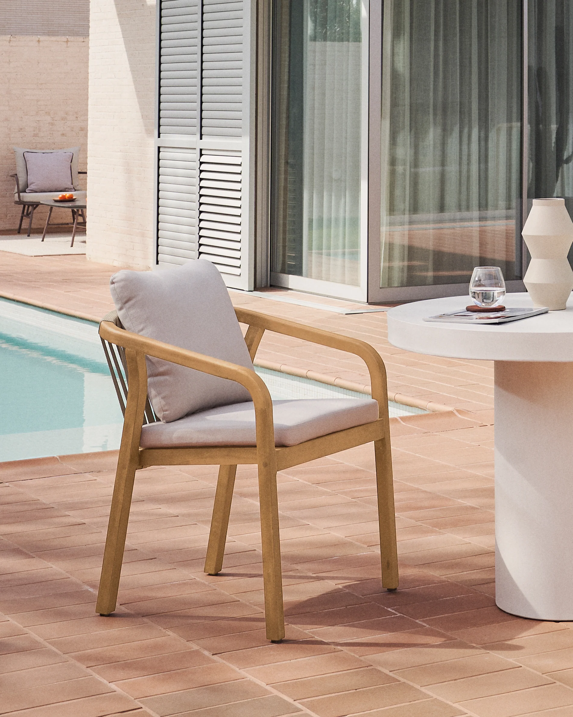 Malaret stackable chair in solid eucalyptus and beige cord, FSC