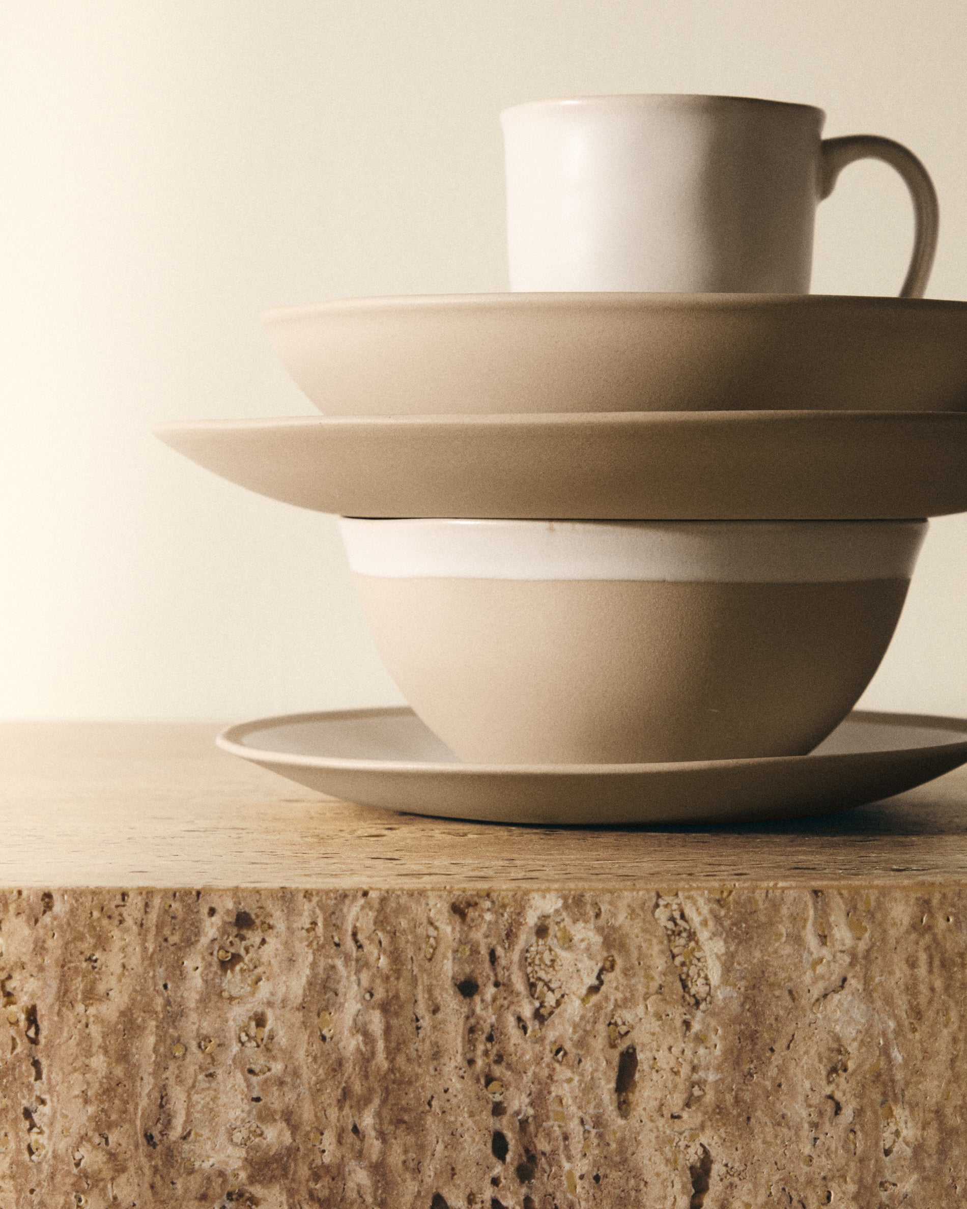Beige Azir ceramic bowl