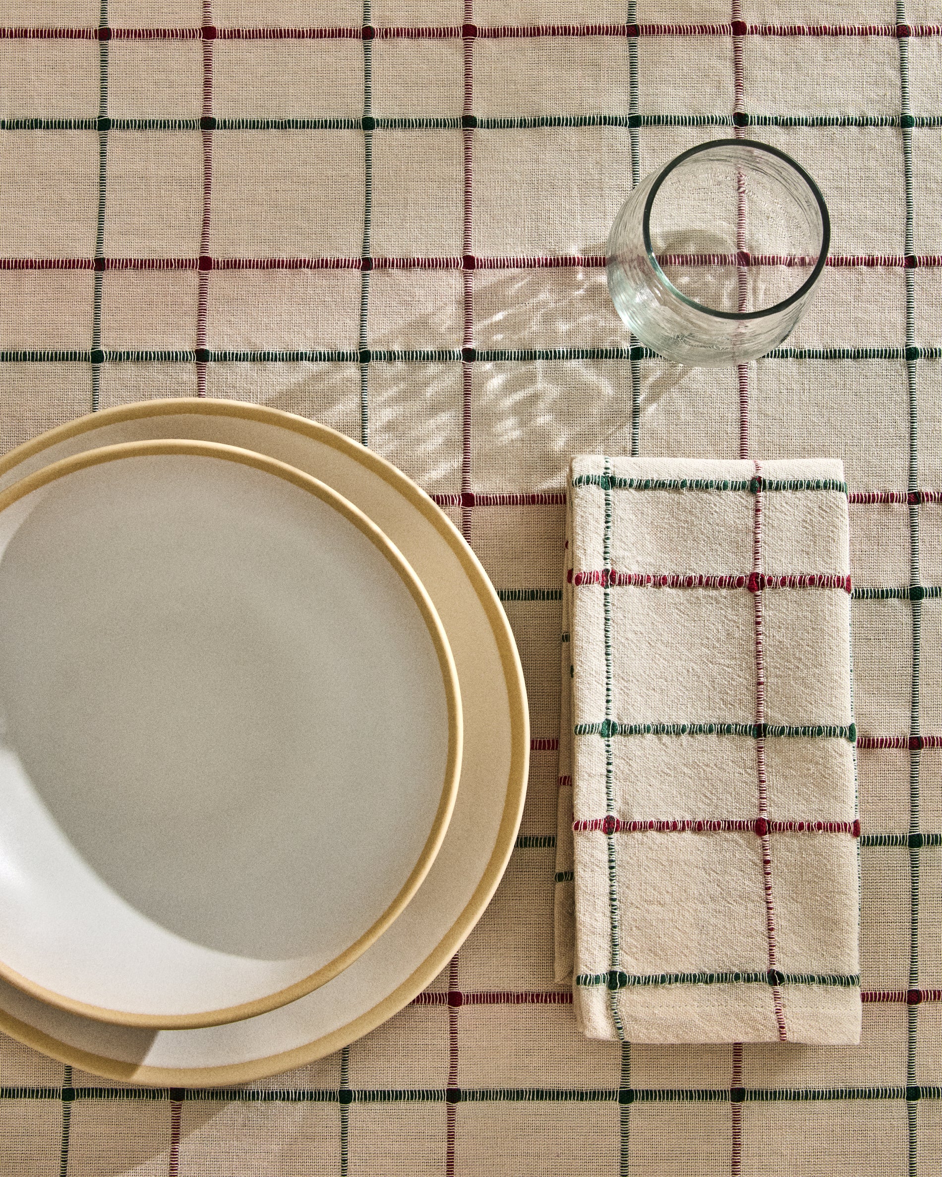 Beige Azir ceramic dessert plate