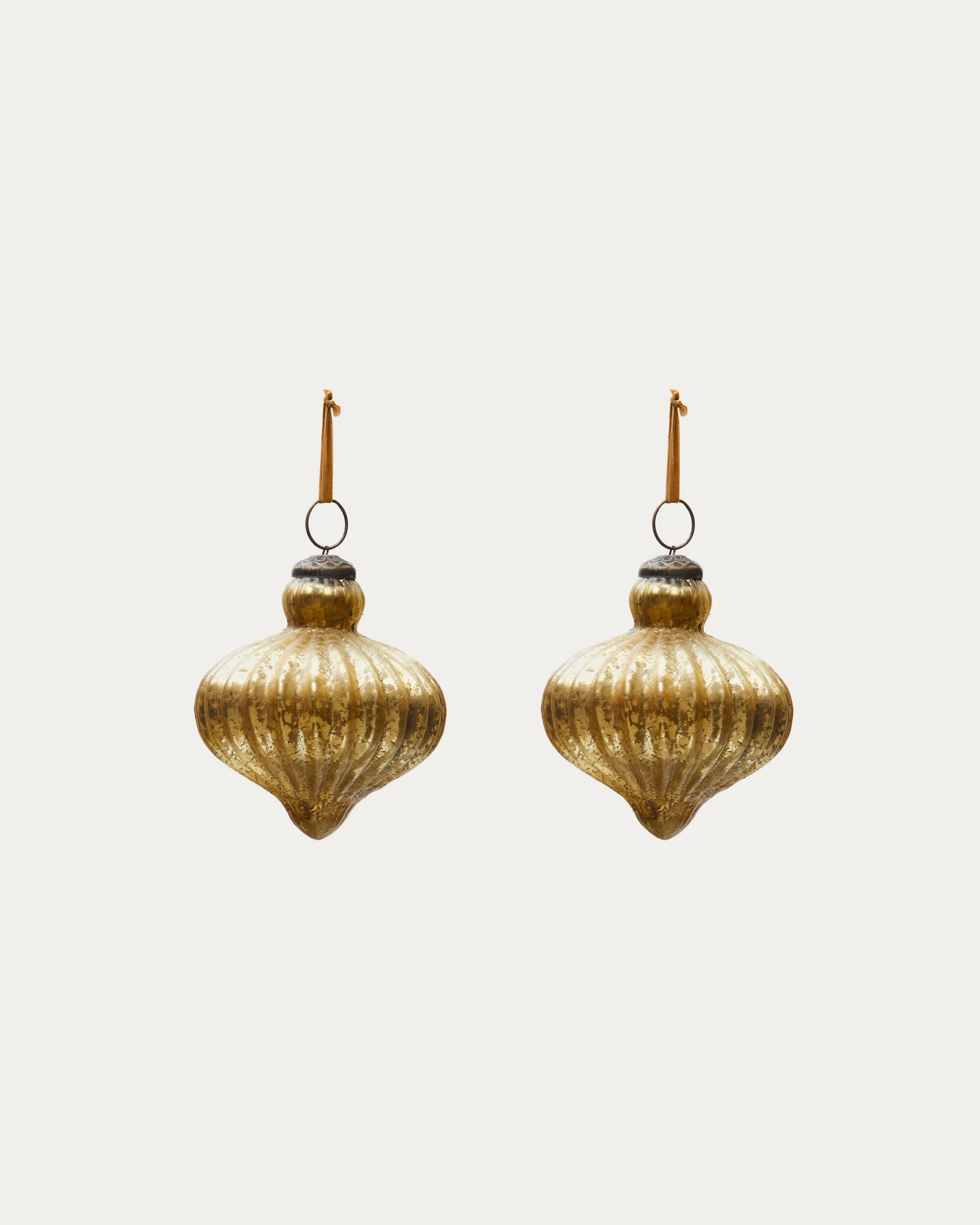 Raj set of 2 hanging ornaments made of gold recycled glass, 10 cm