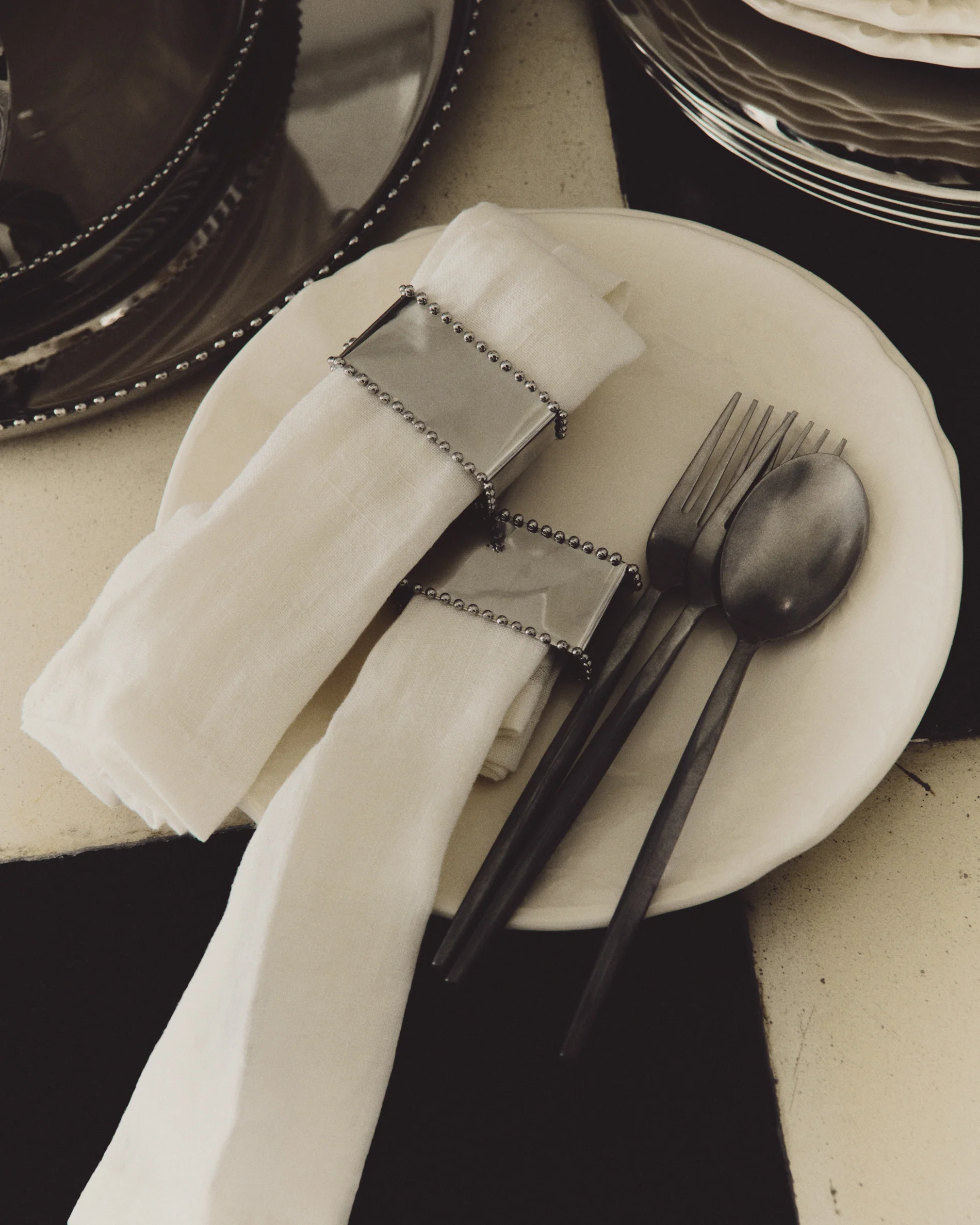 Nirela set of 2 stainless steel napkin rings
