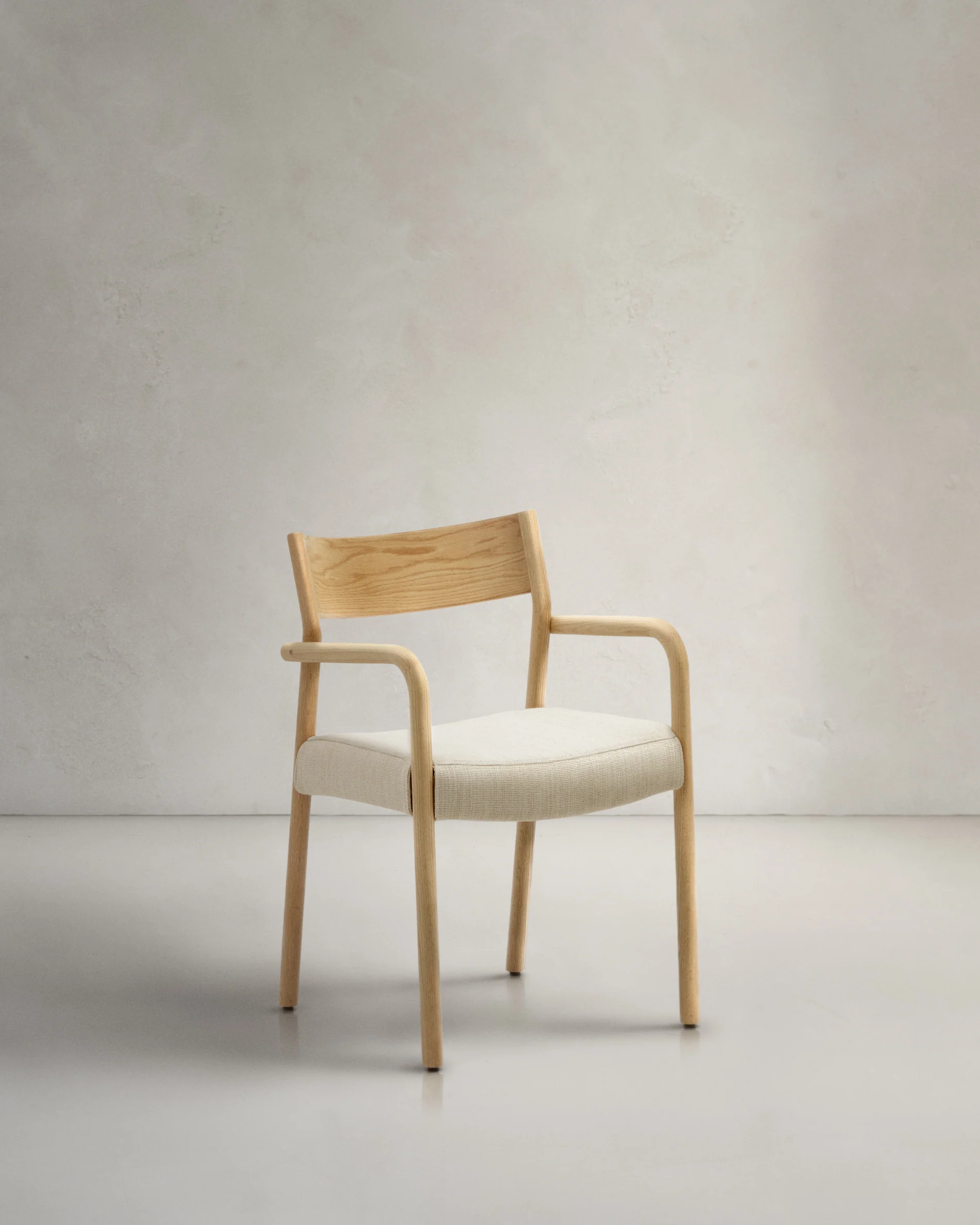 Falconera chair with a removable cover in solid oak wood with natural finish FSC Mix Credit