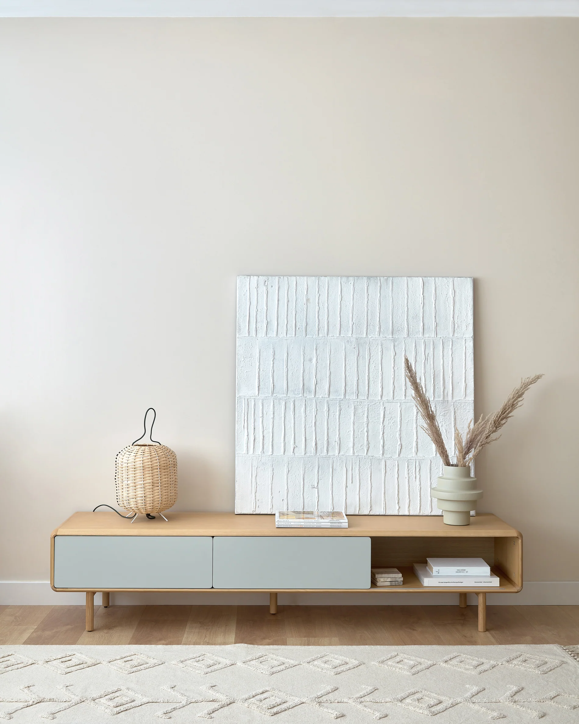 Anielle solid ash & ash veneer TV stand with 2 doors, 180 x 41 cm