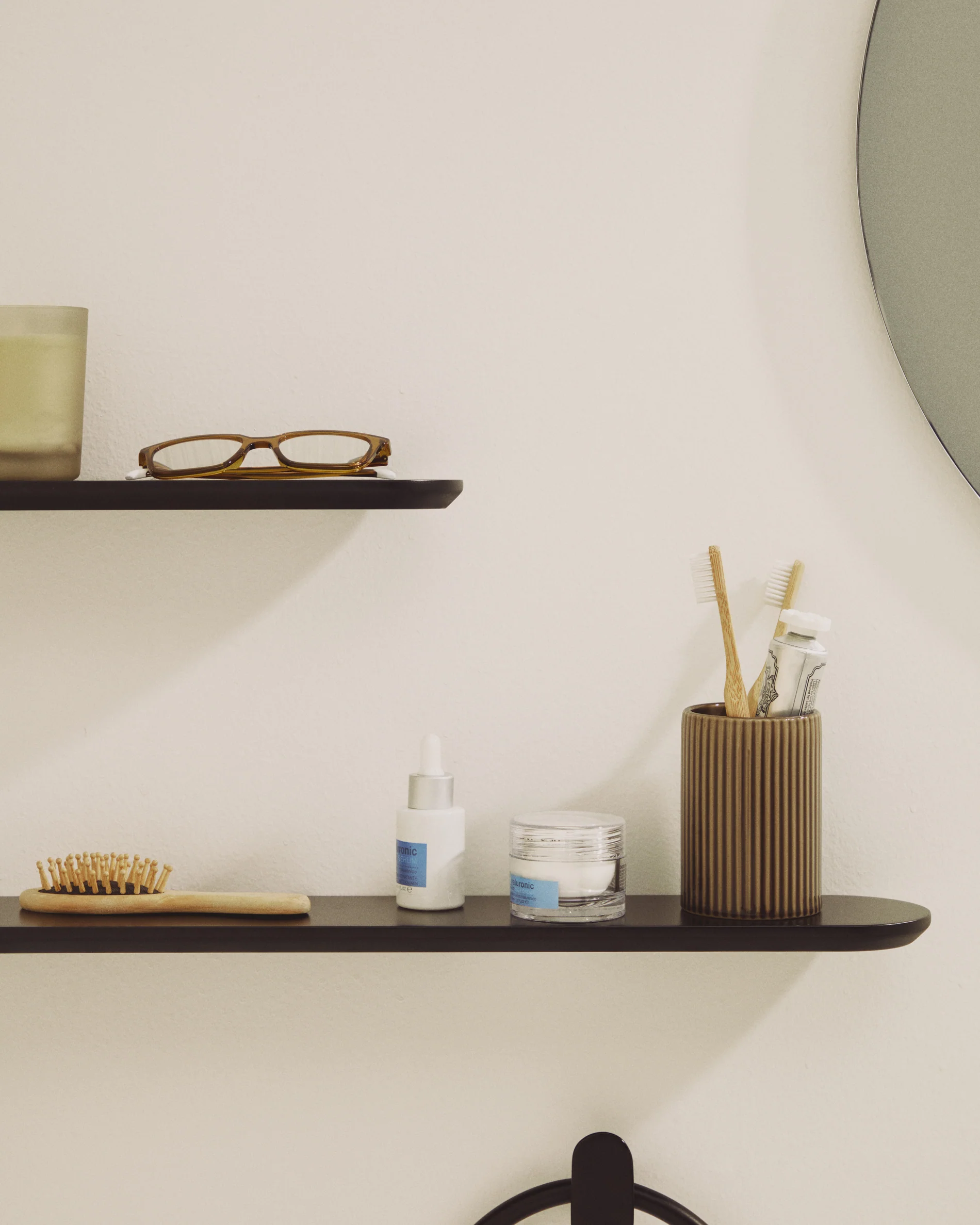 Arely set of 2 MDF shelves with black lacquer finish 35 cm/55 cm