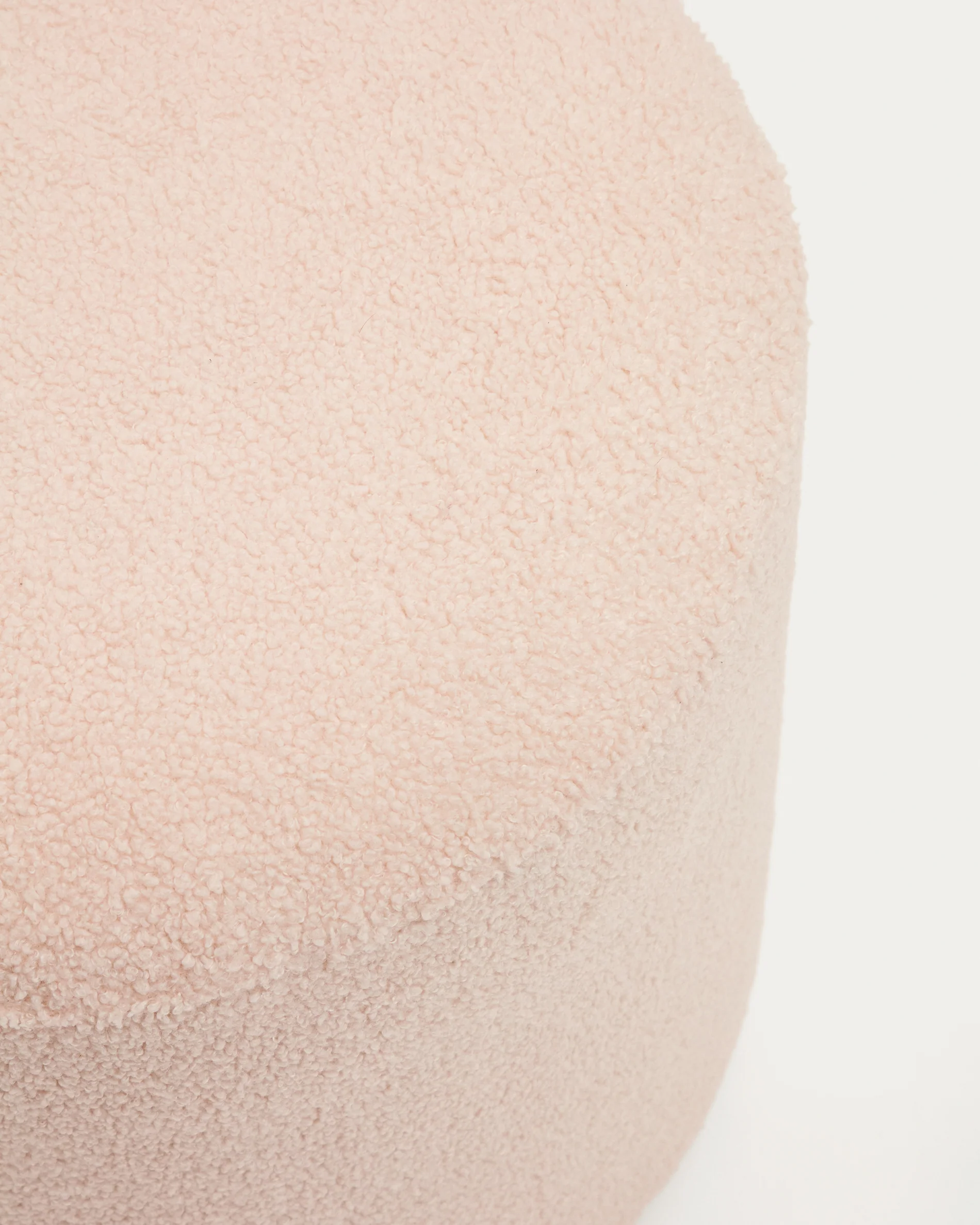 Kaeli footrest with removable cover in pink bouclé Ø 43 cm