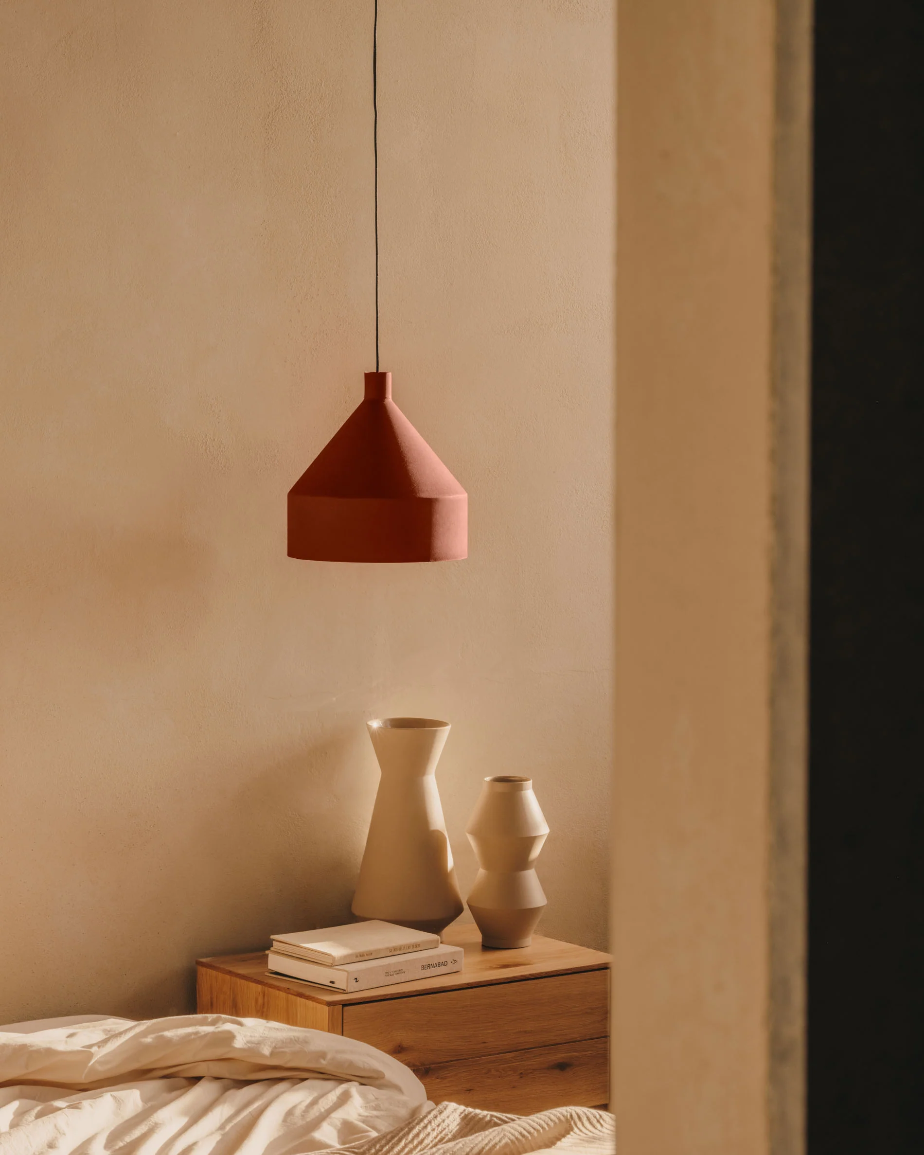 Peralta ceiling lamp in metal with a terractotta painted finish, Ø 30 cm