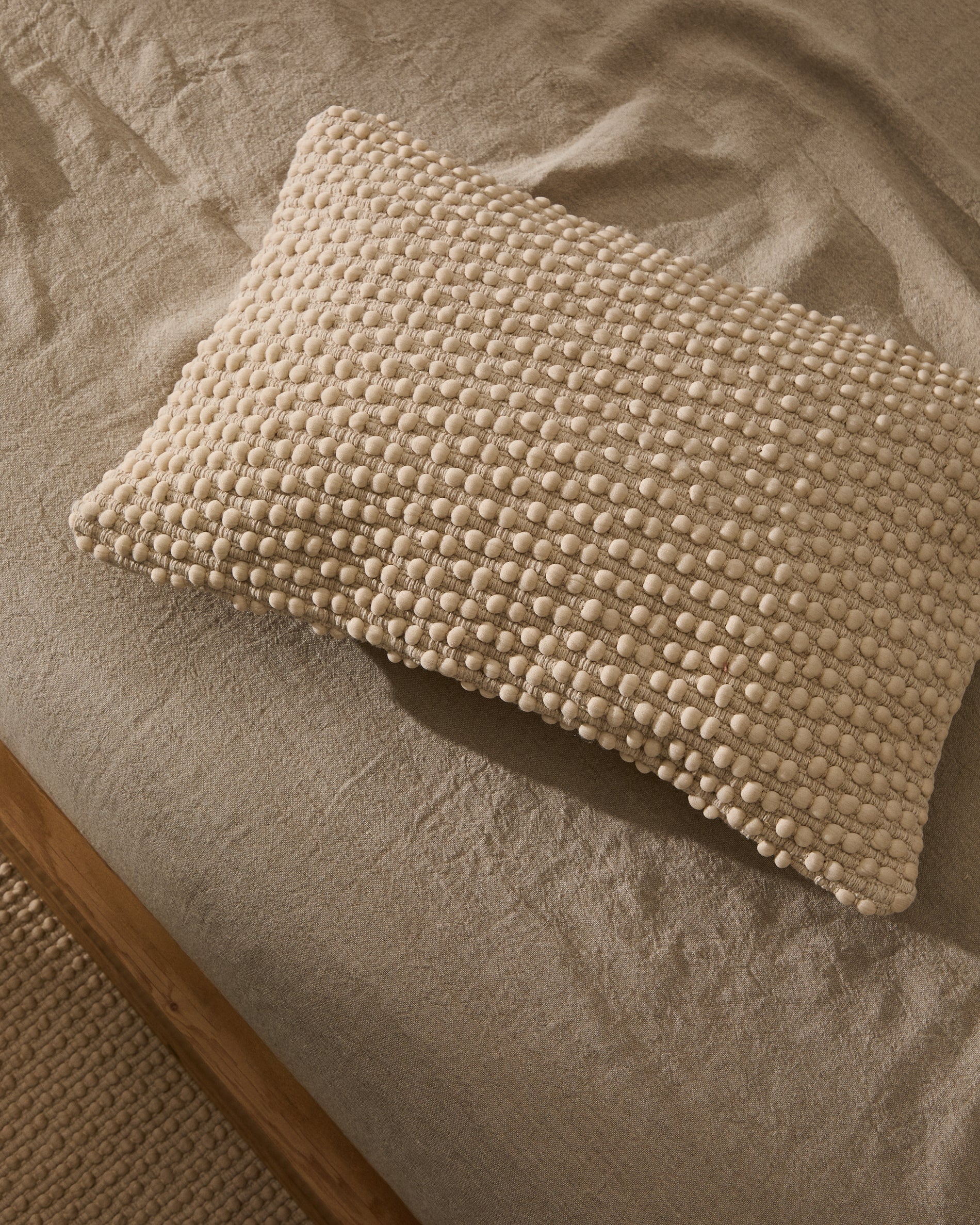 Mascarell white cotton and polyester cushion cover 40 x 60 cm