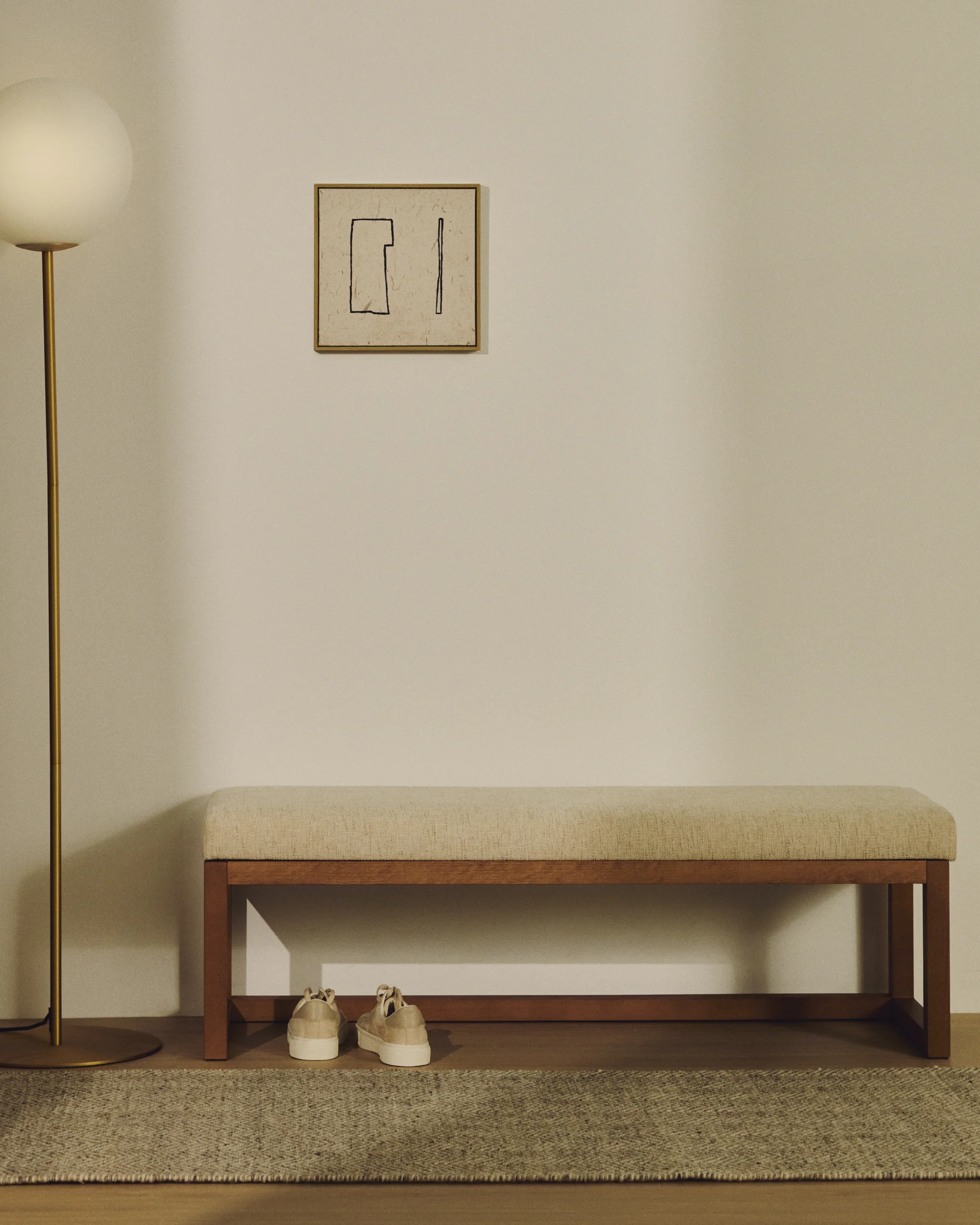 Loya bench in beige chenille and beech wood with walnut-coloured finish 128cm