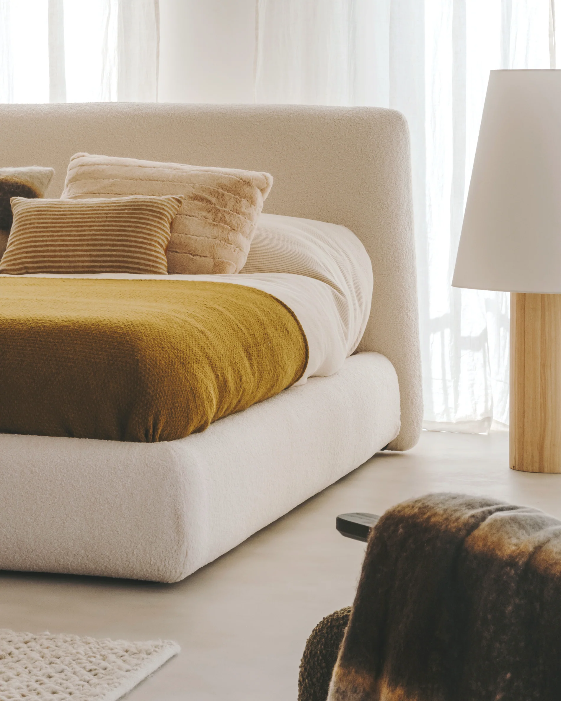 Martina bed with ecru bouclé removable cover for 90 x 200 cm mattress FSC Mix Credit